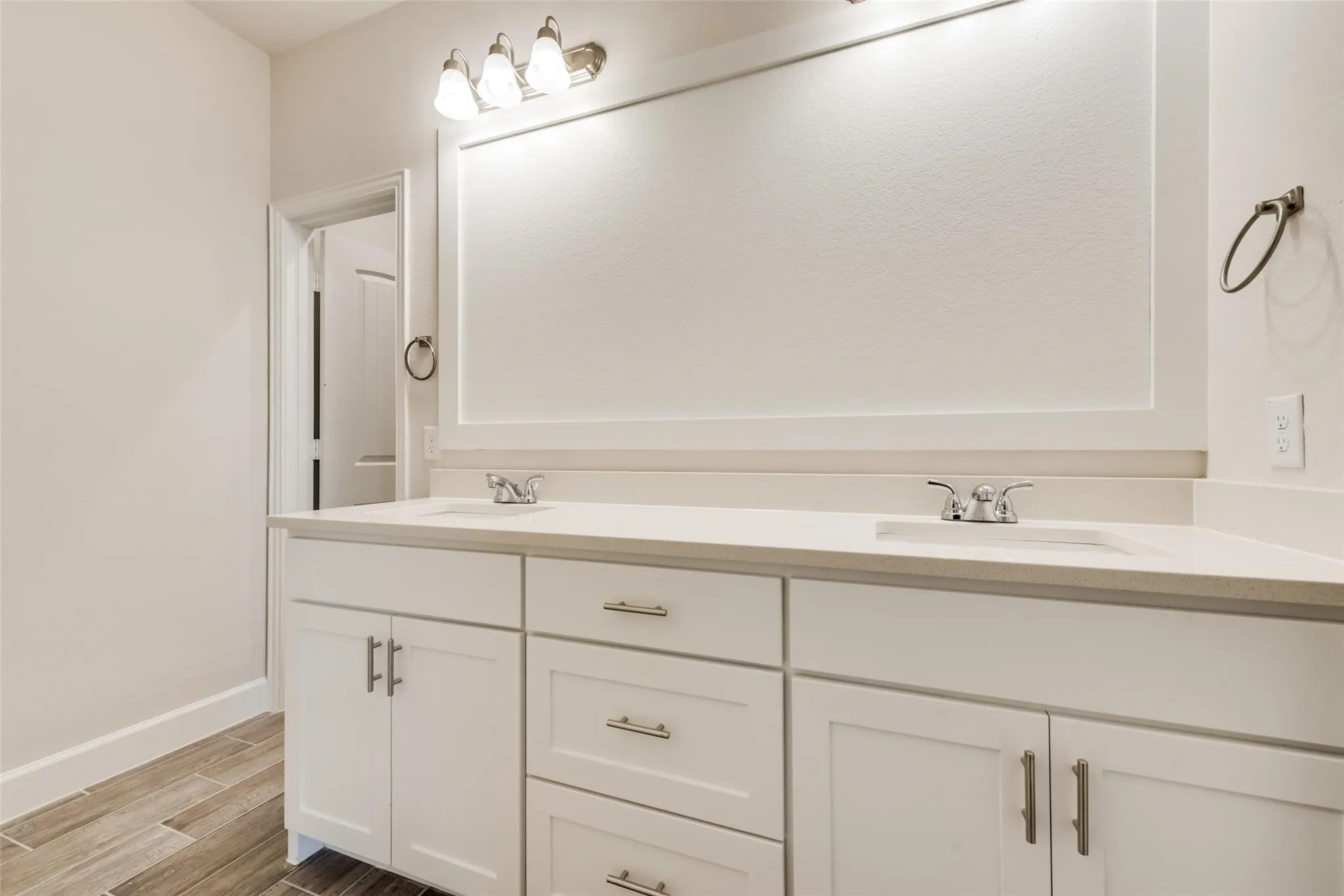 Single Family Residence For Rent in Collin County , 373 Braves Way, Lavon, Texas 75166, 5 Bedroom, 3 Bathroom, 2 Garage spaces, 2,790 Sqft, built in 2022, mls#21397160, Real Estate Agent in Lavon, Homes For Rent in Collin county, Homes For Rent in Lavon, Realtor in Lavon Texas, Real Estate Brokerage Independent Realty Texas, Luminita Cordes Realtor