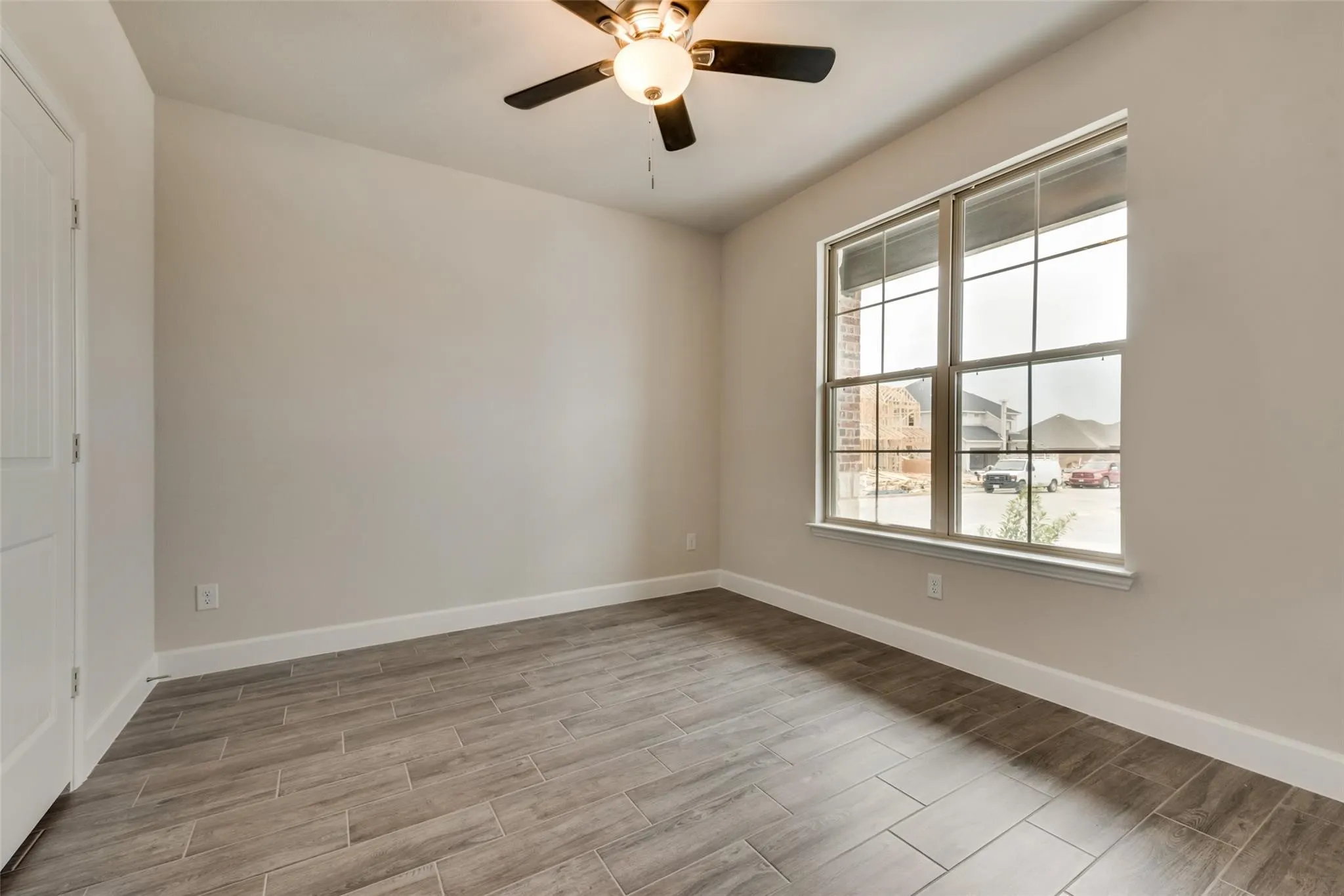 Single Family Residence For Rent in Collin County , 373 Braves Way, Lavon, Texas 75166, 5 Bedroom, 3 Bathroom, 2 Garage spaces, 2,790 Sqft, built in 2022, mls#21397160, Real Estate Agent in Lavon, Homes For Rent in Collin county, Homes For Rent in Lavon, Realtor in Lavon Texas, Real Estate Brokerage Independent Realty Texas, Luminita Cordes Realtor