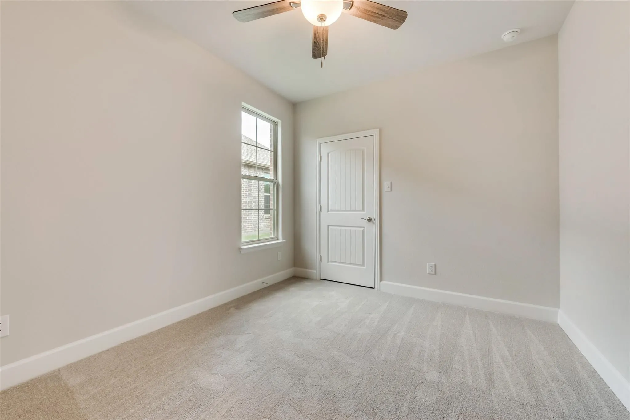 Single Family Residence For Rent in Collin County , 373 Braves Way, Lavon, Texas 75166, 5 Bedroom, 3 Bathroom, 2 Garage spaces, 2,790 Sqft, built in 2022, mls#21397160, Real Estate Agent in Lavon, Homes For Rent in Collin county, Homes For Rent in Lavon, Realtor in Lavon Texas, Real Estate Brokerage Independent Realty Texas, Luminita Cordes Realtor