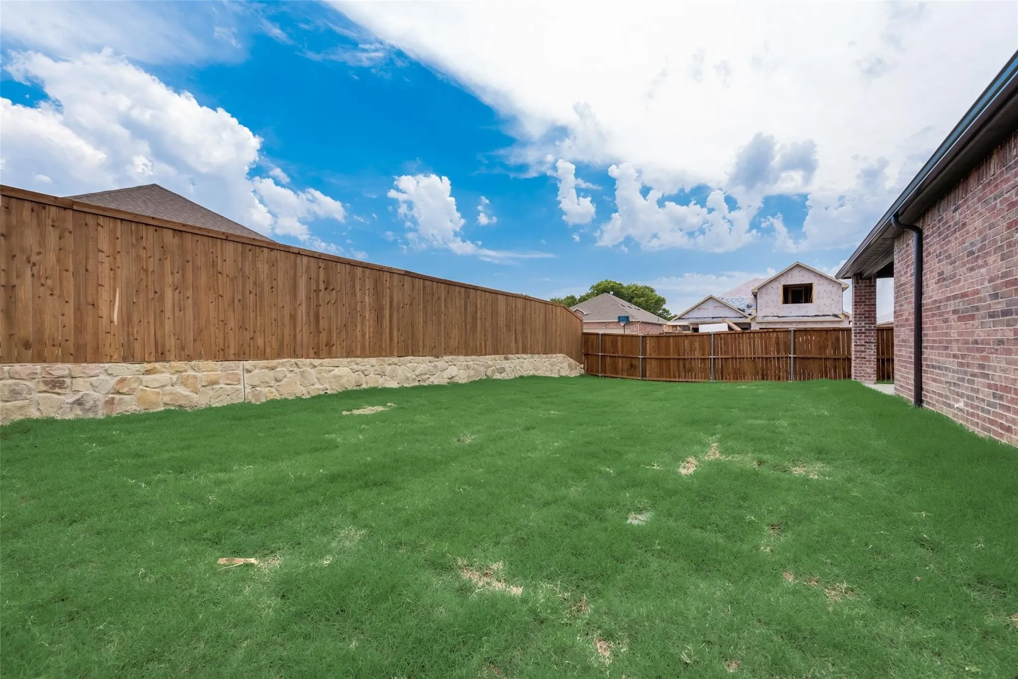 Single Family Residence For Rent in Collin County , 373 Braves Way, Lavon, Texas 75166, 5 Bedroom, 3 Bathroom, 2 Garage spaces, 2,790 Sqft, built in 2022, mls#21397160, Real Estate Agent in Lavon, Homes For Rent in Collin county, Homes For Rent in Lavon, Realtor in Lavon Texas, Real Estate Brokerage Independent Realty Texas, Luminita Cordes Realtor