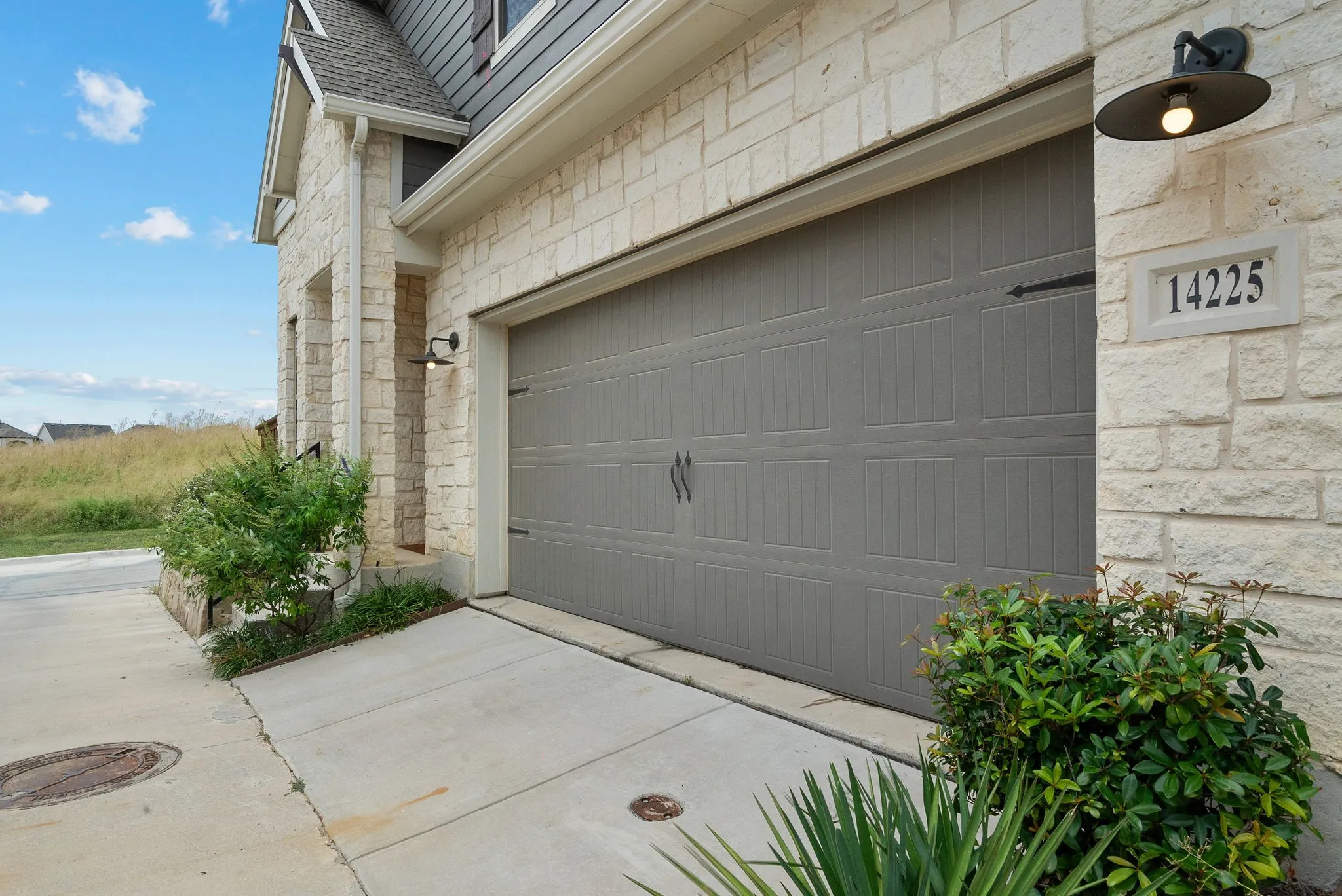 Single Family Residence For Rent in Parker County , 14225 Walsh Avenue, Fort Worth, Texas 76008, 4 Bedroom, 3 Bathroom, 2 Garage spaces, 1,975 Sqft, built in 2020, mls#21397161, Real Estate Agent in Fort Worth, Homes For Rent in Parker county, Homes For Rent in Fort Worth, Realtor in Fort Worth Texas, Real Estate Brokerage Independent Realty Texas, Luminita Cordes Realtor