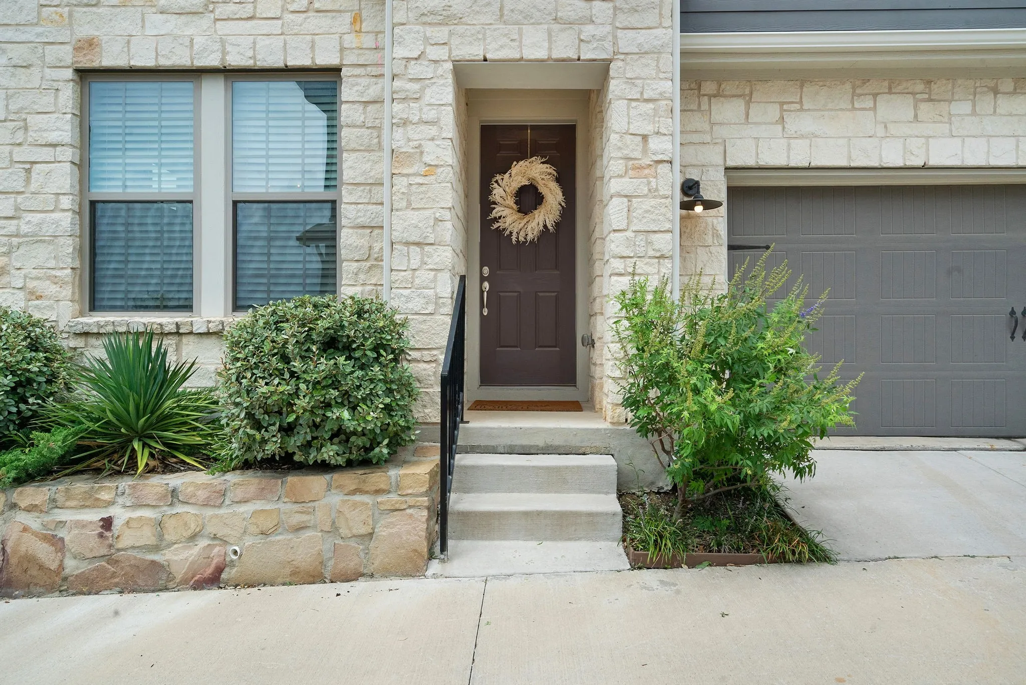 Single Family Residence For Rent in Parker County , 14225 Walsh Avenue, Fort Worth, Texas 76008, 4 Bedroom, 3 Bathroom, 2 Garage spaces, 1,975 Sqft, built in 2020, mls#21397161, Real Estate Agent in Fort Worth, Homes For Rent in Parker county, Homes For Rent in Fort Worth, Realtor in Fort Worth Texas, Real Estate Brokerage Independent Realty Texas, Luminita Cordes Realtor
