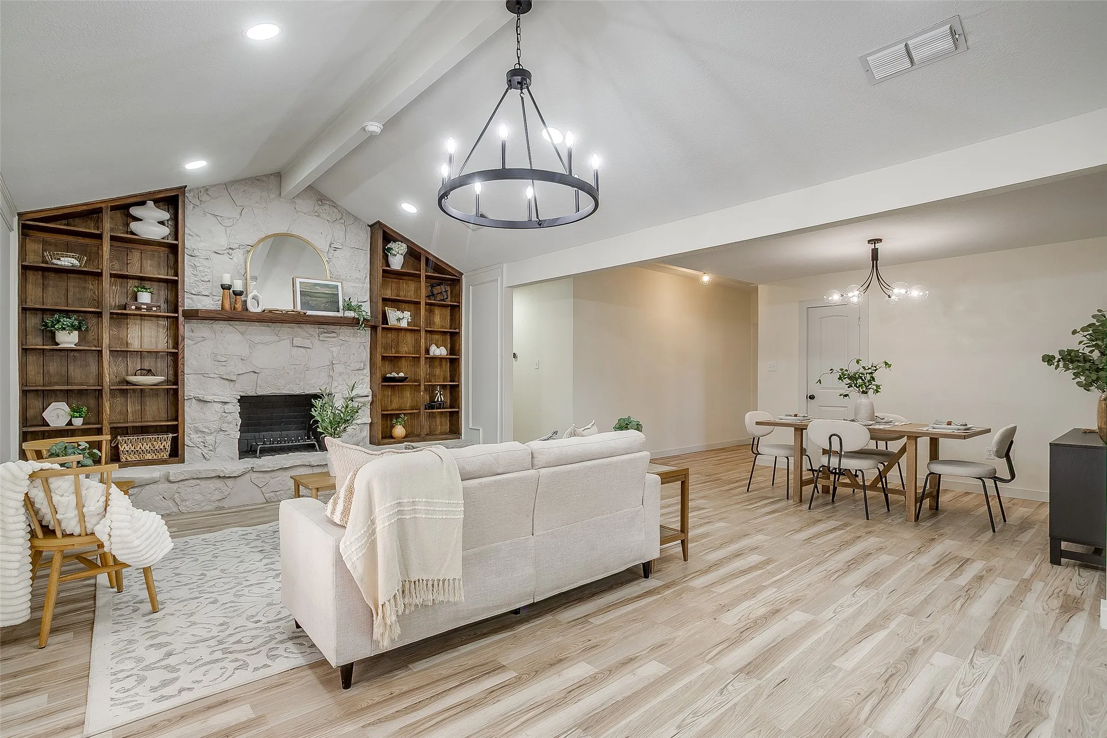 Single Family Residence For Sale in Tarrant County , 2421 Meadow View, Bedford, Texas 76021, 5 Bedroom, 3 Bathroom, 2 Garage spaces, 2,166 Sqft, built in 1979, mls#21397168, Real Estate Agent in Bedford, Homes For Sale in Tarrant county, Homes For Sale in Bedford, Realtor in Bedford Texas, Real Estate Brokerage Independent Realty Texas, Luminita Cordes Realtor