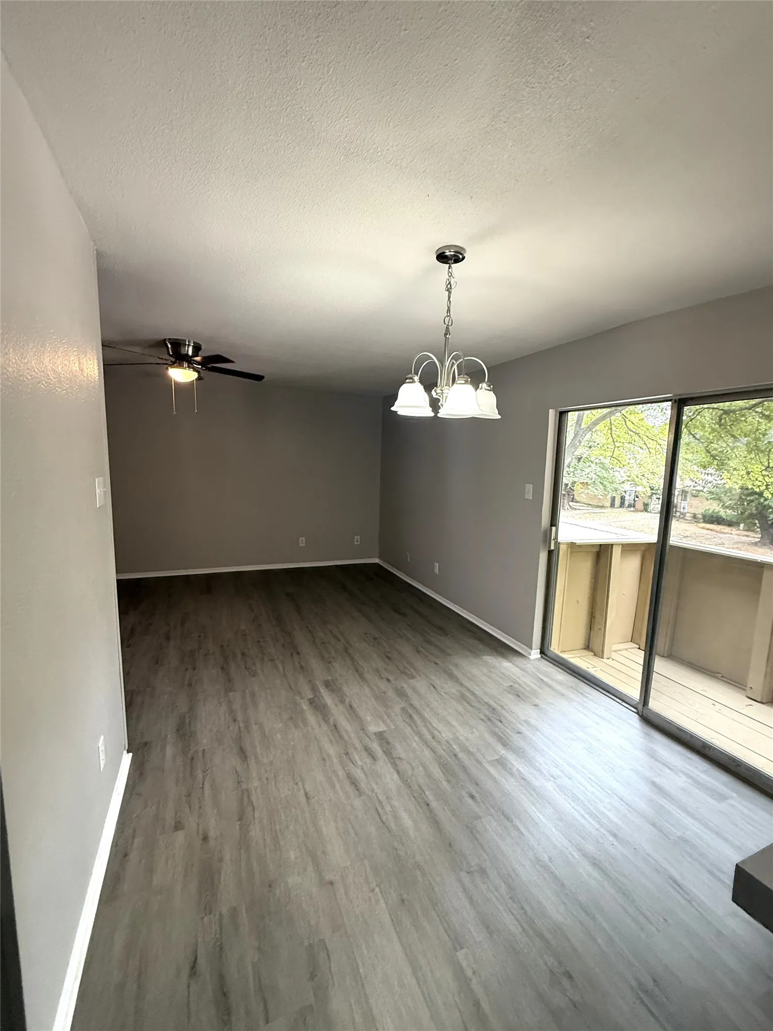 Condominium For Rent in Dallas County , 5915 Harvest Hill Road 2080, Dallas, Texas 75230, 2 Bedroom, 2 Bathroom, Garage spaces, 905 Sqft, built in 1970, mls#21392165, Real Estate Agent in Dallas, Homes For Rent in Dallas county, Homes For Rent in Dallas, Realtor in Dallas Texas, Real Estate Brokerage Independent Realty Texas, Luminita Cordes Realtor