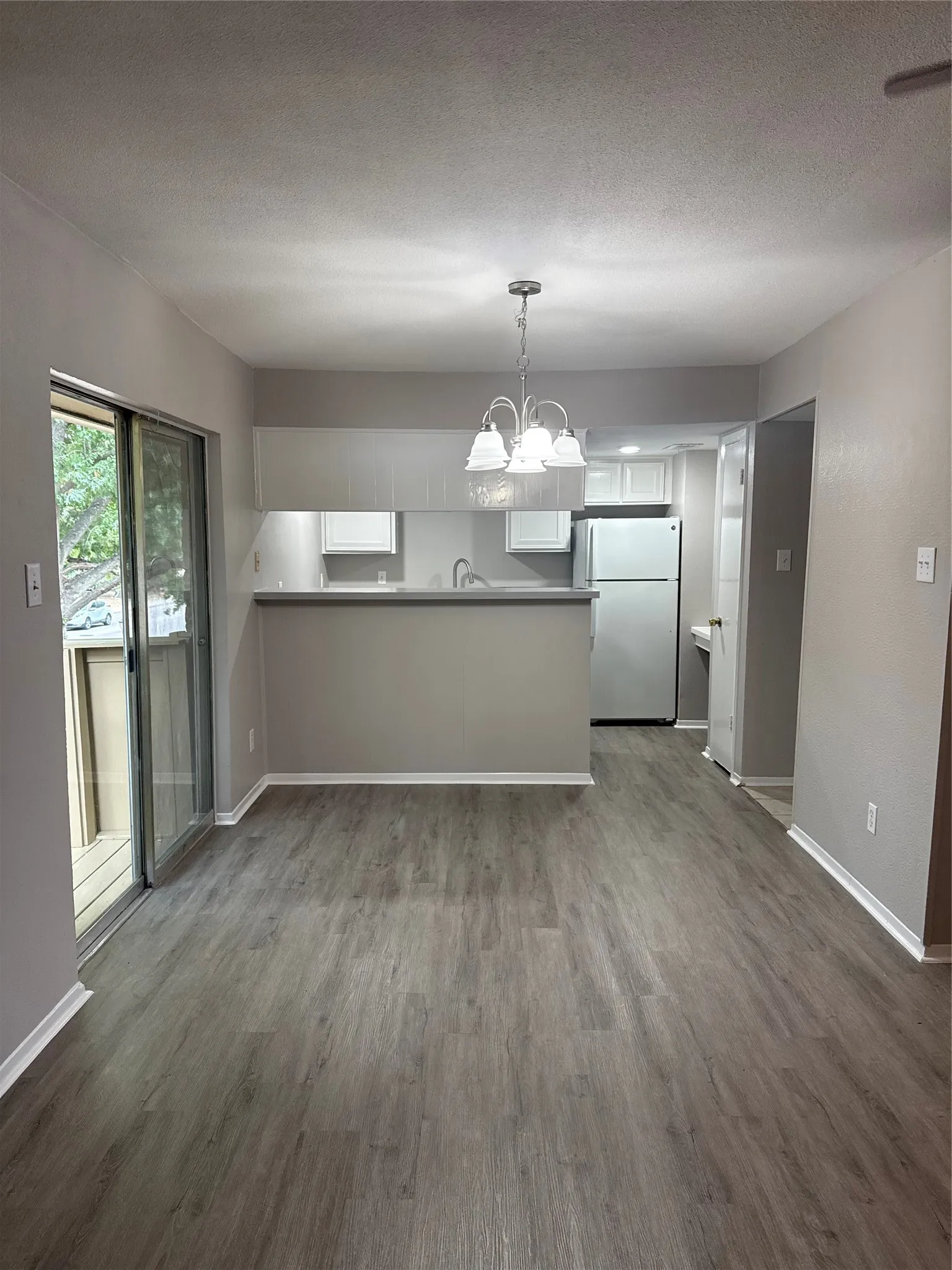 Condominium For Rent in Dallas County , 5915 Harvest Hill Road 2080, Dallas, Texas 75230, 2 Bedroom, 2 Bathroom, Garage spaces, 905 Sqft, built in 1970, mls#21392165, Real Estate Agent in Dallas, Homes For Rent in Dallas county, Homes For Rent in Dallas, Realtor in Dallas Texas, Real Estate Brokerage Independent Realty Texas, Luminita Cordes Realtor