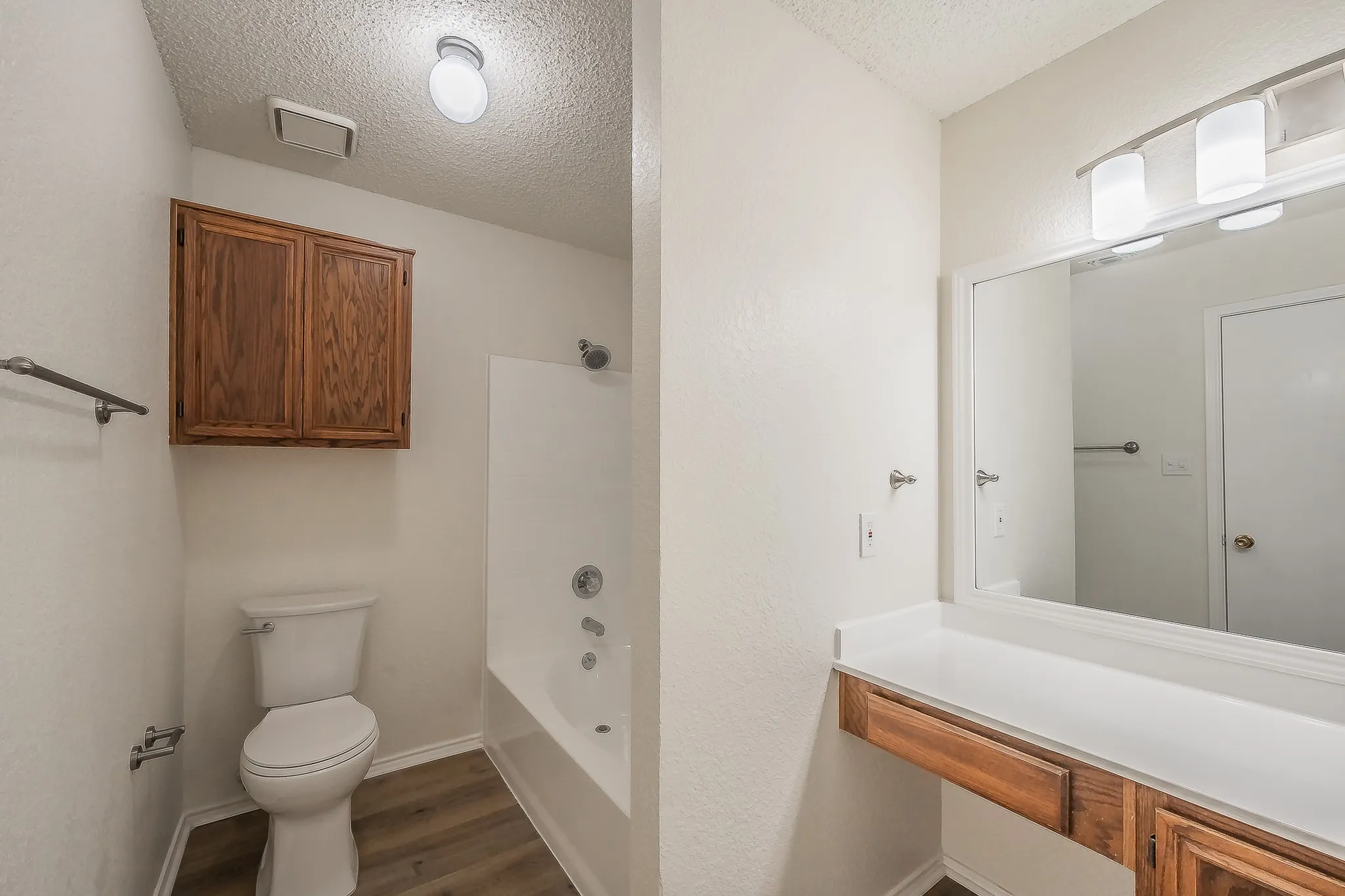 Single Family Residence For Sale in Tarrant County , 3745 Chaddybrook Lane, Fort Worth, Texas 76137, 3 Bedroom, 2 Bathroom, 2 Garage spaces, 1,233 Sqft, built in 1992, mls#21396536, Real Estate Agent in Fort Worth, Homes For Sale in Tarrant county, Homes For Sale in Fort Worth, Realtor in Fort Worth Texas, Real Estate Brokerage Independent Realty Texas, Luminita Cordes Realtor