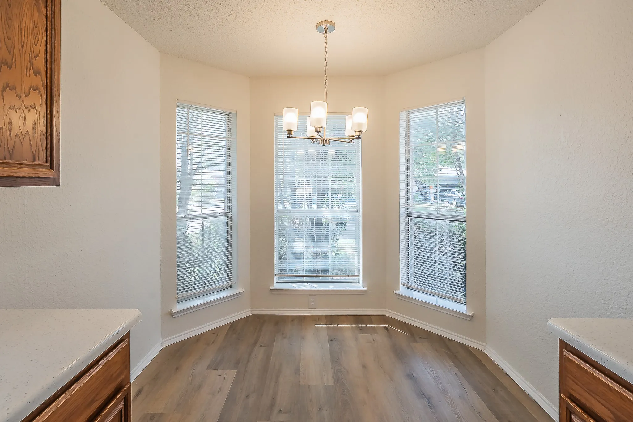 Single Family Residence For Sale in Tarrant County , 3745 Chaddybrook Lane, Fort Worth, Texas 76137, 3 Bedroom, 2 Bathroom, 2 Garage spaces, 1,233 Sqft, built in 1992, mls#21396536, Real Estate Agent in Fort Worth, Homes For Sale in Tarrant county, Homes For Sale in Fort Worth, Realtor in Fort Worth Texas, Real Estate Brokerage Independent Realty Texas, Luminita Cordes Realtor