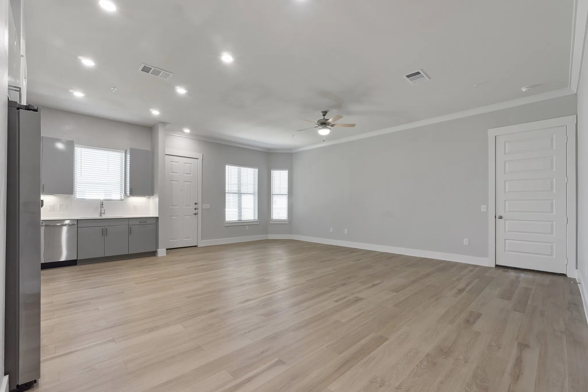 Duplex For Rent in Denton County , 579 LLOYDS ROAD 1104A, Little Elm, Texas 75068, 3 Bedroom, 3 Bathroom, 1 Garage spaces, 1,968 Sqft, built in 2021, mls#21397177, Real Estate Agent in Little Elm, Homes For Rent in Denton county, Homes For Rent in Little Elm, Realtor in Little Elm Texas, Real Estate Brokerage Independent Realty Texas, Luminita Cordes Realtor