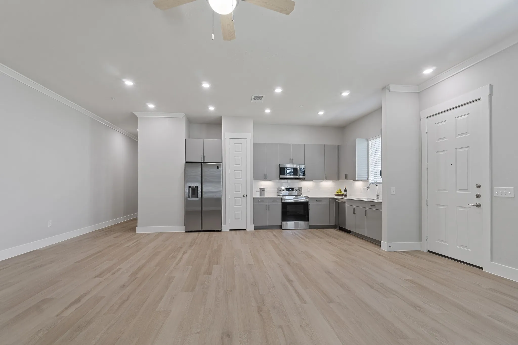 Duplex For Rent in Denton County , 579 LLOYDS ROAD 1104A, Little Elm, Texas 75068, 3 Bedroom, 3 Bathroom, 1 Garage spaces, 1,968 Sqft, built in 2021, mls#21397177, Real Estate Agent in Little Elm, Homes For Rent in Denton county, Homes For Rent in Little Elm, Realtor in Little Elm Texas, Real Estate Brokerage Independent Realty Texas, Luminita Cordes Realtor