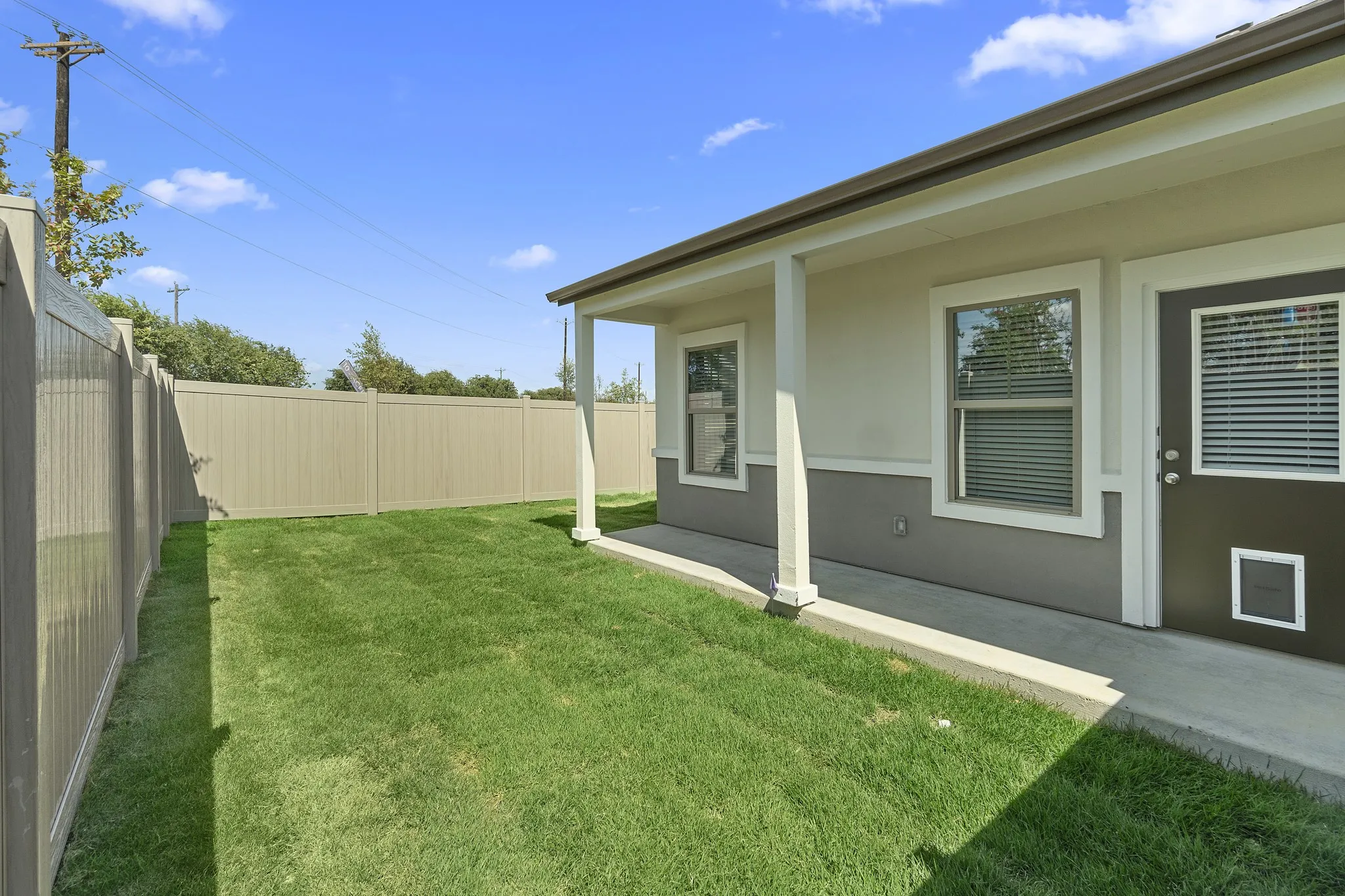 Duplex For Rent