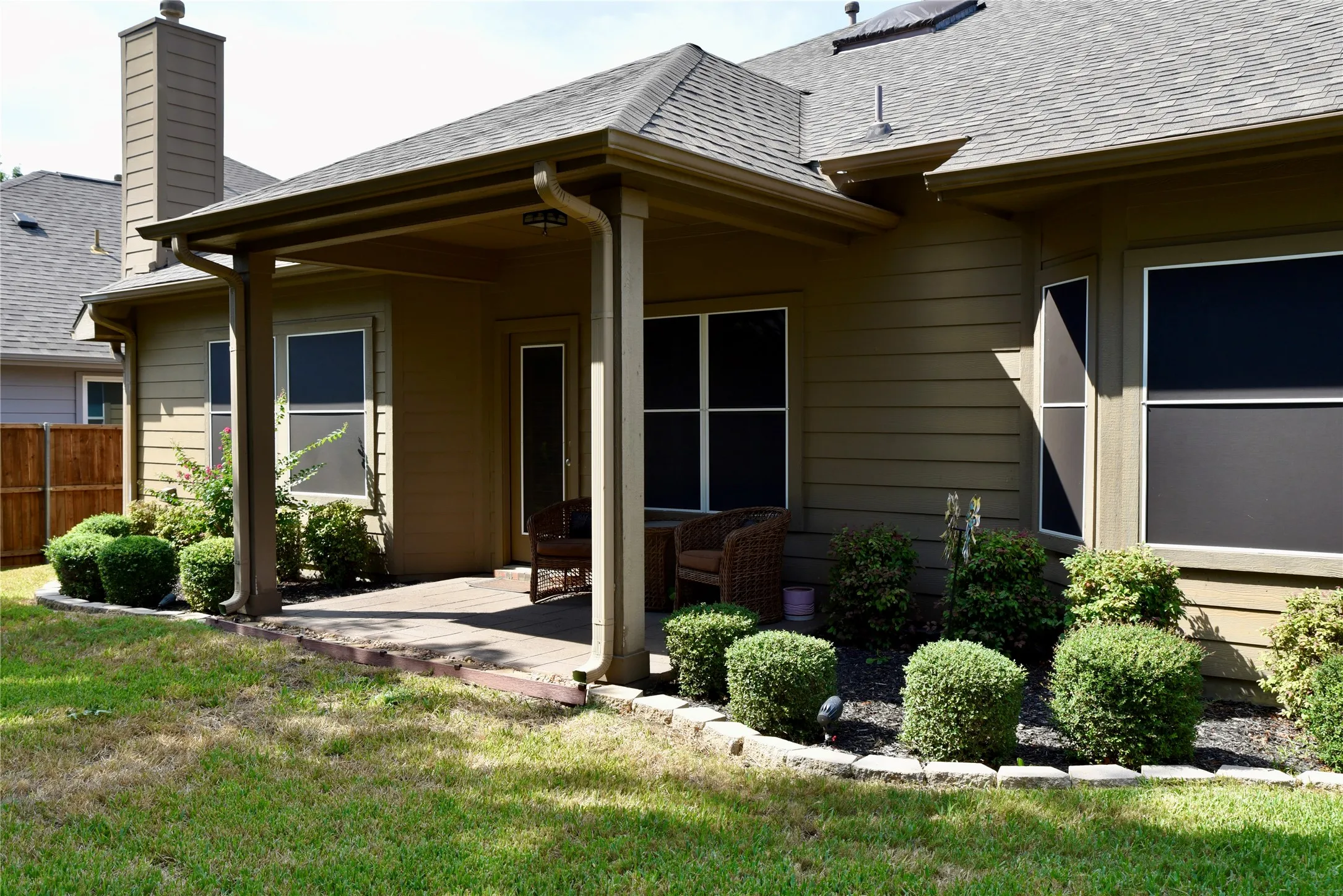 Single Family Residence For Sale in Denton County , 4121 Cadena Road, Denton, Texas 76210, 3 Bedroom, 2 Bathroom, 2 Garage spaces, 2,140 Sqft, built in 2010, mls#21396308, Real Estate Agent in Denton, Homes For Sale in Denton county, Homes For Sale in Denton, Realtor in Denton Texas, Real Estate Brokerage Independent Realty Texas, Luminita Cordes Realtor