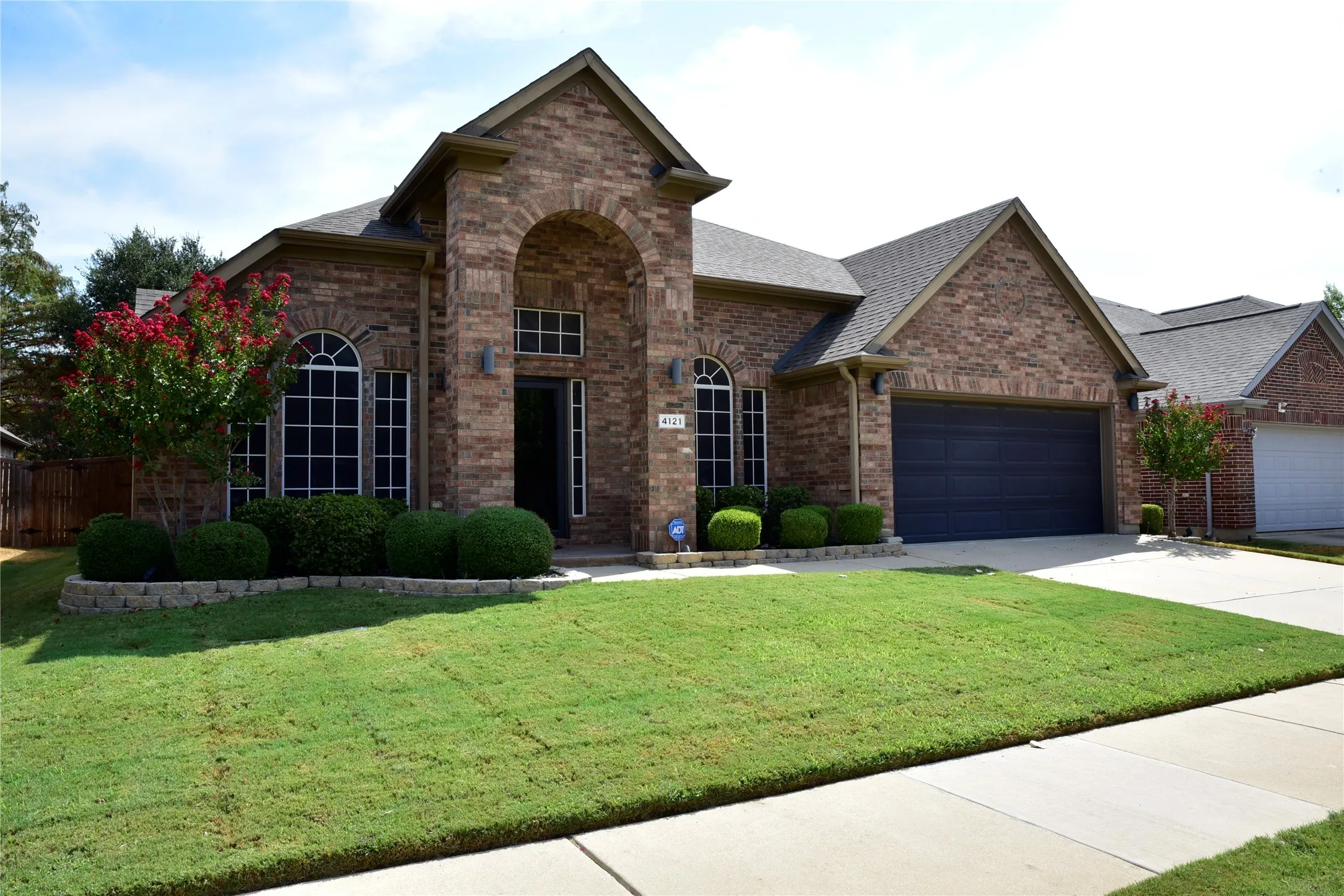 Single Family Residence For Sale in Denton County , 4121 Cadena Road, Denton, Texas 76210, 3 Bedroom, 2 Bathroom, 2 Garage spaces, 2,140 Sqft, built in 2010, mls#21396308, Real Estate Agent in Denton, Homes For Sale in Denton county, Homes For Sale in Denton, Realtor in Denton Texas, Real Estate Brokerage Independent Realty Texas, Luminita Cordes Realtor