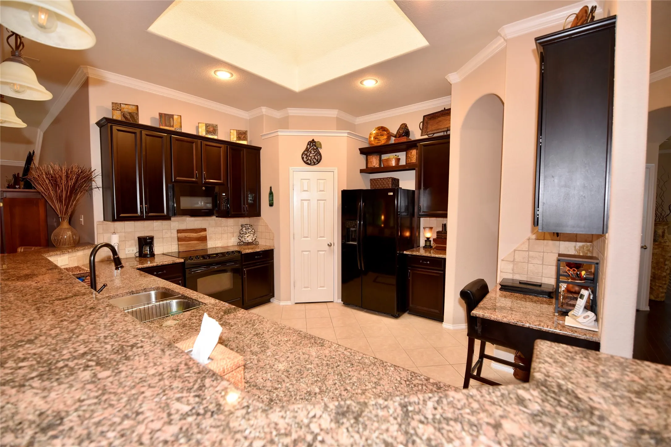 Single Family Residence For Sale in Denton County , 4121 Cadena Road, Denton, Texas 76210, 3 Bedroom, 2 Bathroom, 2 Garage spaces, 2,140 Sqft, built in 2010, mls#21396308, Real Estate Agent in Denton, Homes For Sale in Denton county, Homes For Sale in Denton, Realtor in Denton Texas, Real Estate Brokerage Independent Realty Texas, Luminita Cordes Realtor