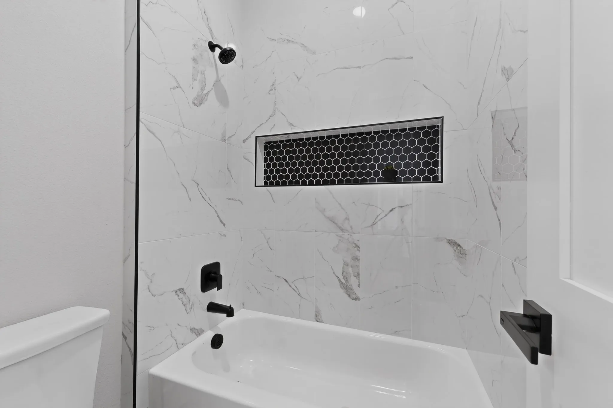 Bathtub shower/tub