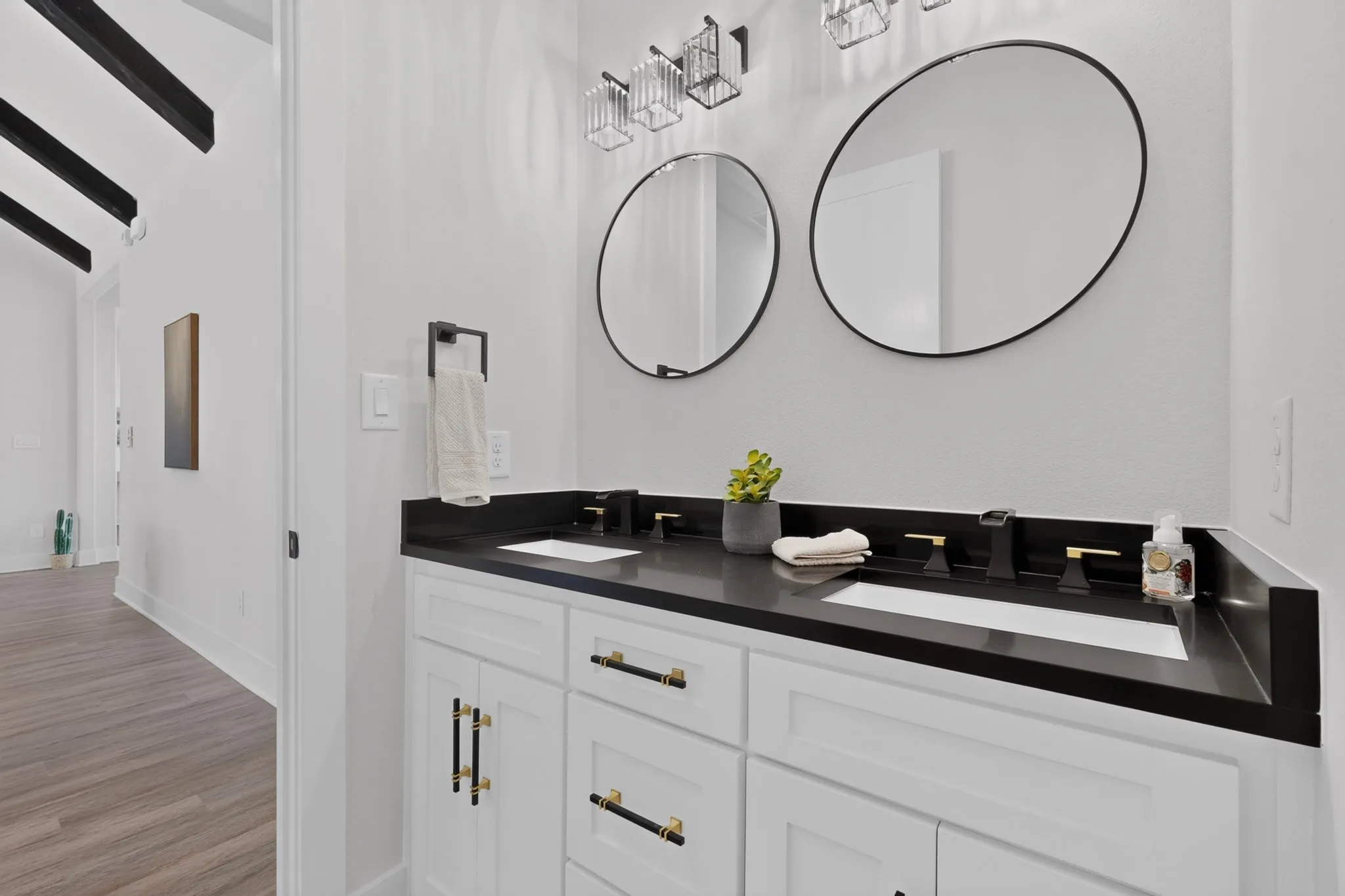 Dual sink vanity