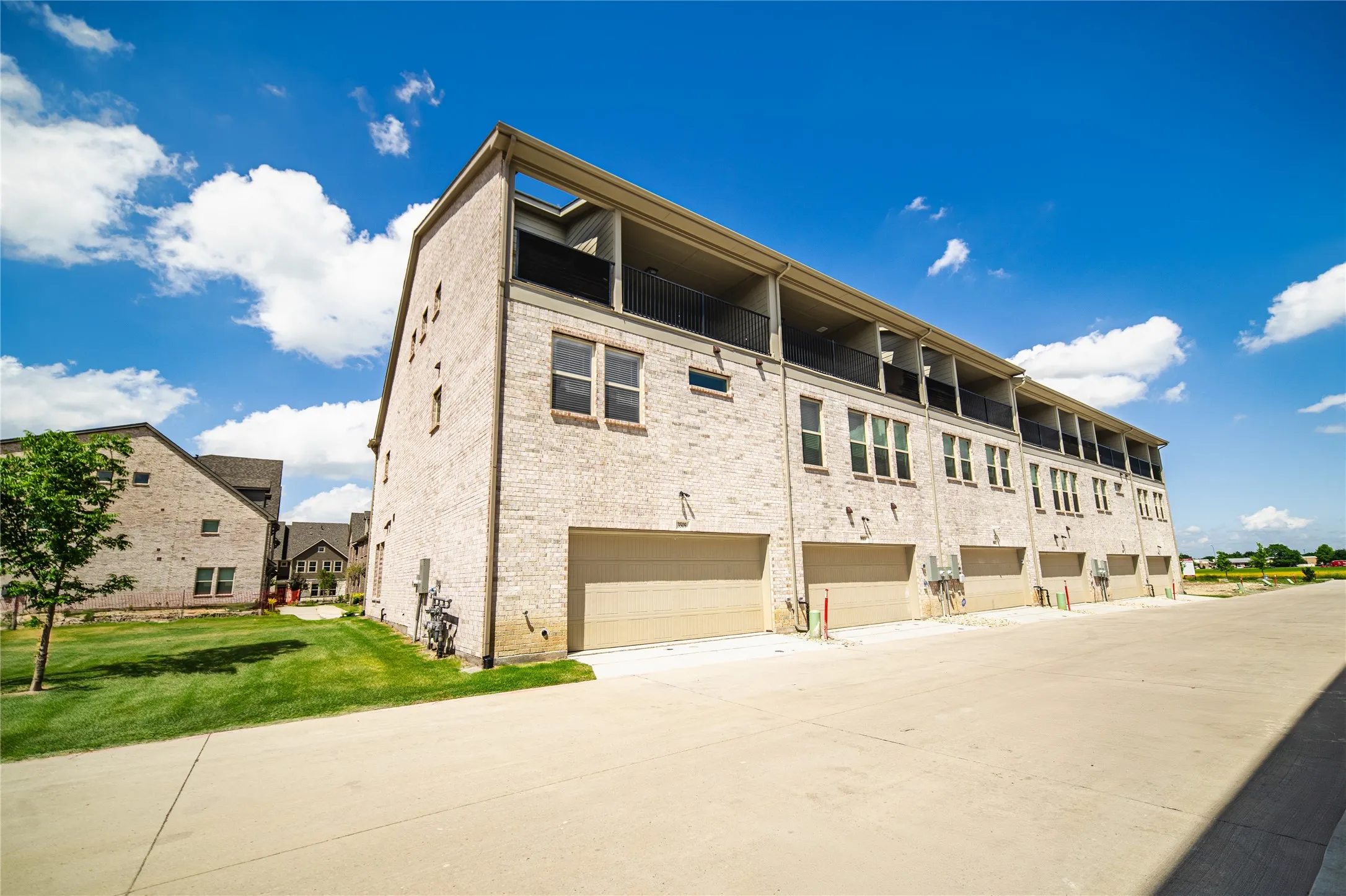 2 Car Garage with Alley Access