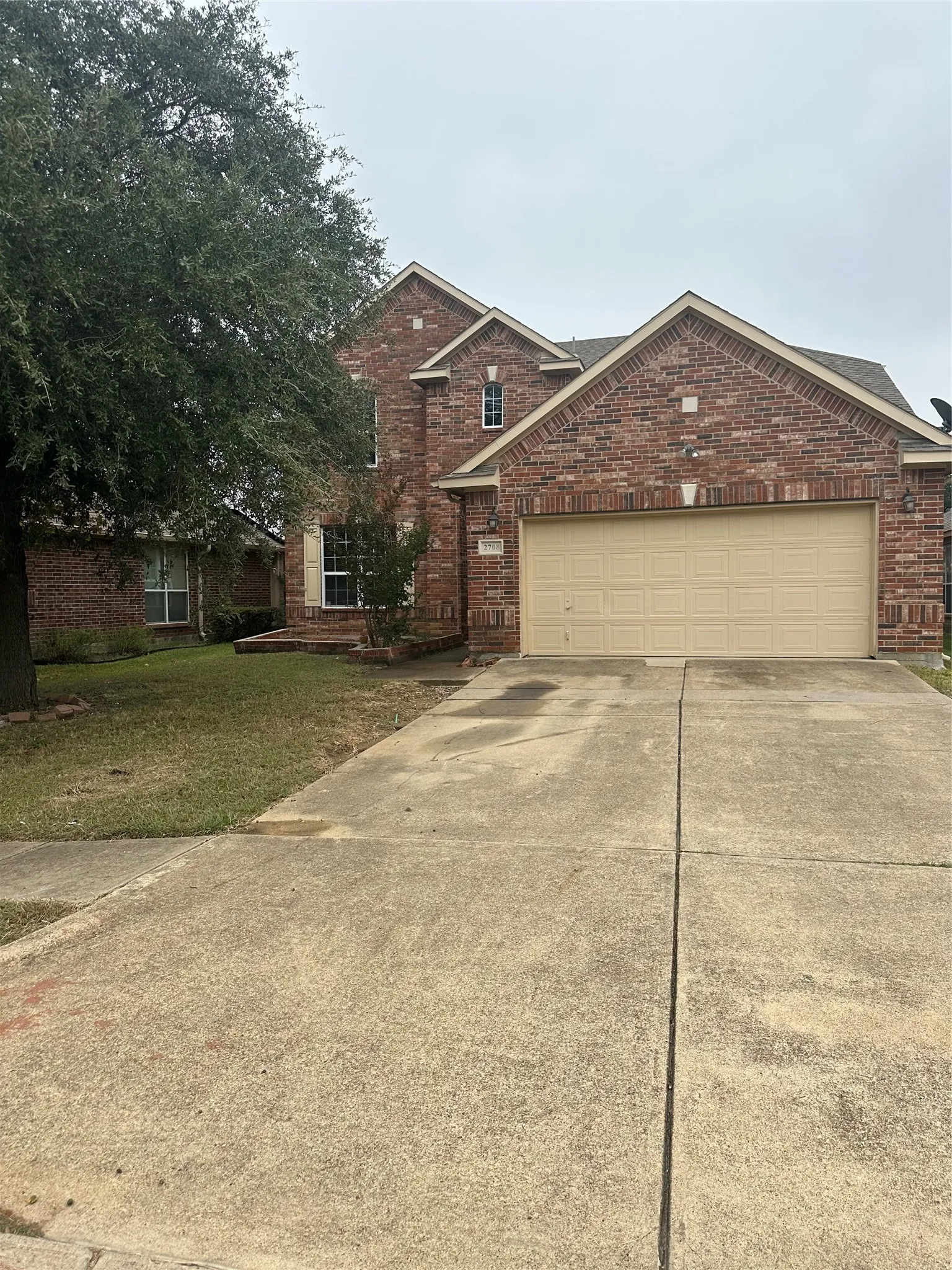 Single Family Residence For Rent in Dallas County , 2708 Cumberland Trail, Balch Springs, Texas 75181, 5 Bedroom, 4 Bathroom, 2 Garage spaces, 2,788 Sqft, built in 2005, mls#21397200, Real Estate Agent in Balch Springs, Homes For Rent in Dallas county, Homes For Rent in Balch Springs, Realtor in Balch Springs Texas, Real Estate Brokerage Independent Realty Texas, Luminita Cordes Realtor