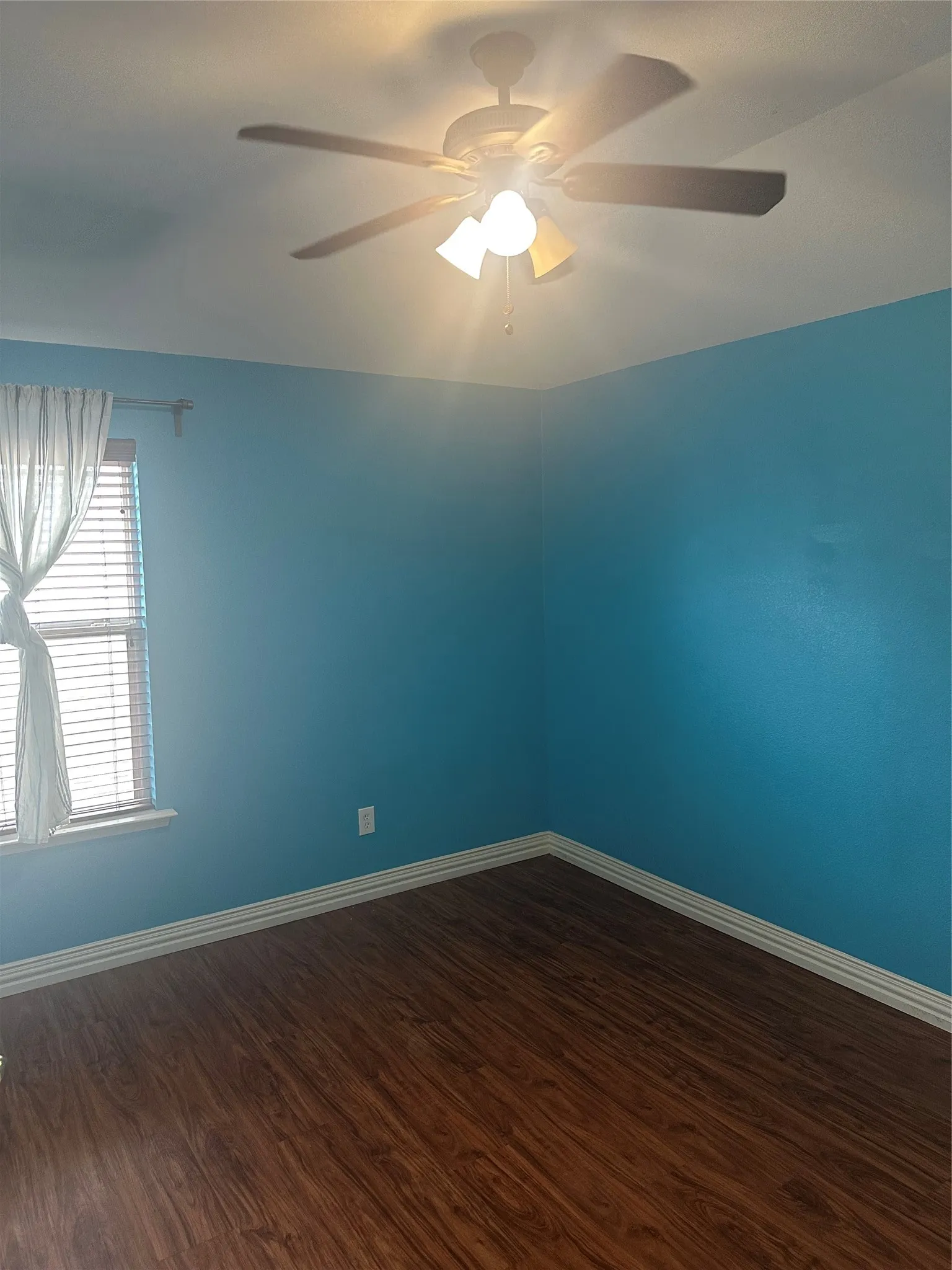 Single Family Residence For Rent in Dallas County , 2708 Cumberland Trail, Balch Springs, Texas 75181, 5 Bedroom, 4 Bathroom, 2 Garage spaces, 2,788 Sqft, built in 2005, mls#21397200, Real Estate Agent in Balch Springs, Homes For Rent in Dallas county, Homes For Rent in Balch Springs, Realtor in Balch Springs Texas, Real Estate Brokerage Independent Realty Texas, Luminita Cordes Realtor