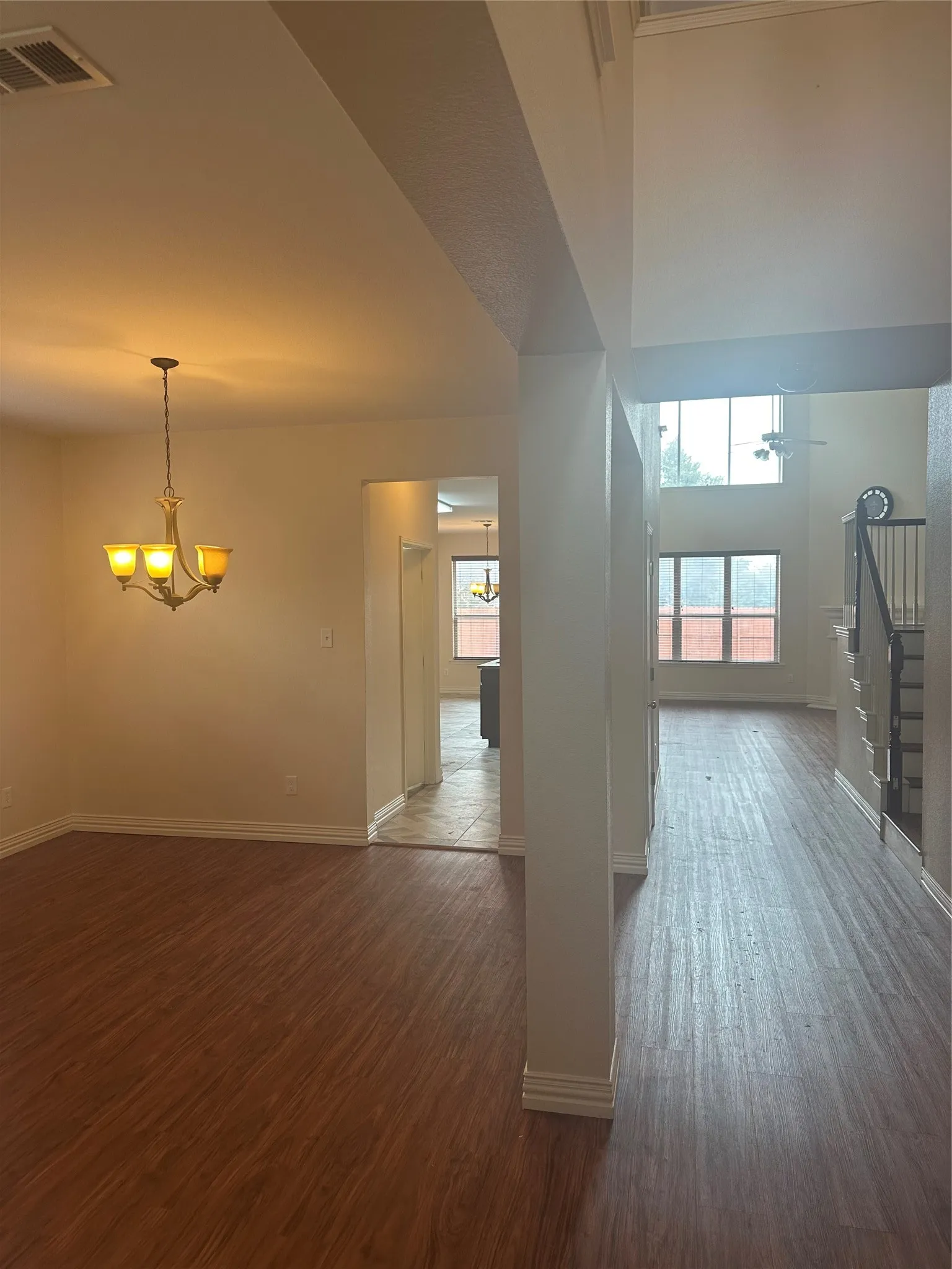 Single Family Residence For Rent in Dallas County , 2708 Cumberland Trail, Balch Springs, Texas 75181, 5 Bedroom, 4 Bathroom, 2 Garage spaces, 2,788 Sqft, built in 2005, mls#21397200, Real Estate Agent in Balch Springs, Homes For Rent in Dallas county, Homes For Rent in Balch Springs, Realtor in Balch Springs Texas, Real Estate Brokerage Independent Realty Texas, Luminita Cordes Realtor