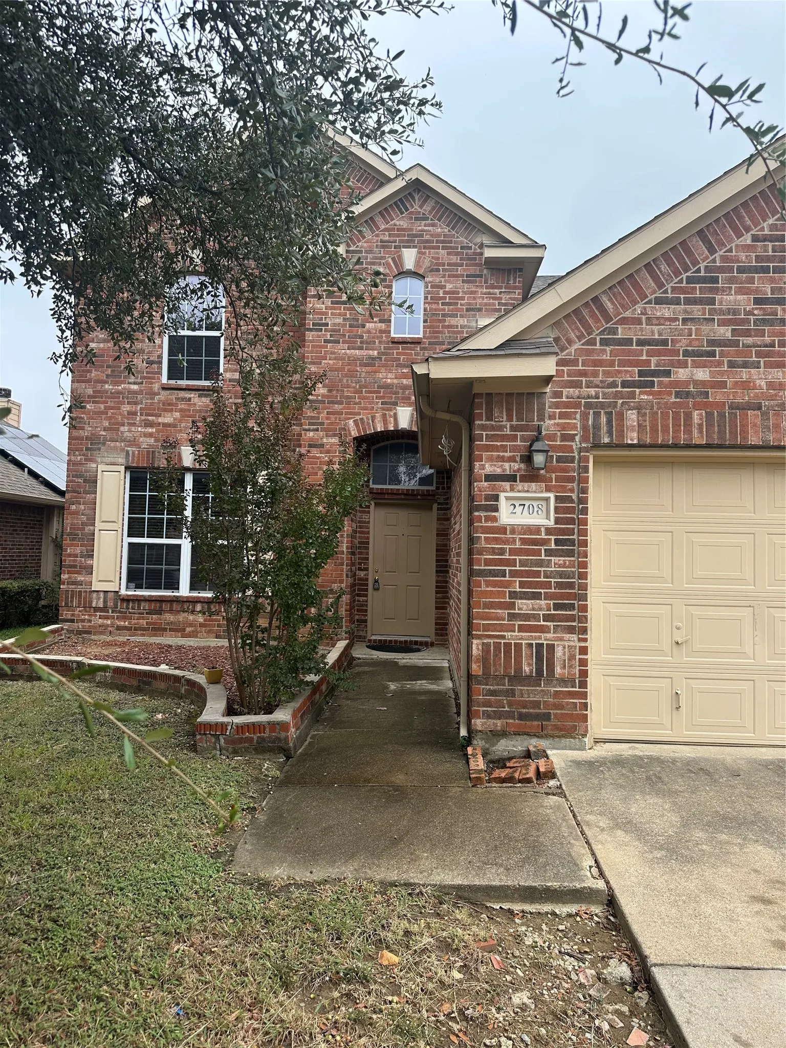 Single Family Residence For Rent in Dallas County , 2708 Cumberland Trail, Balch Springs, Texas 75181, 5 Bedroom, 4 Bathroom, 2 Garage spaces, 2,788 Sqft, built in 2005, mls#21397200, Real Estate Agent in Balch Springs, Homes For Rent in Dallas county, Homes For Rent in Balch Springs, Realtor in Balch Springs Texas, Real Estate Brokerage Independent Realty Texas, Luminita Cordes Realtor