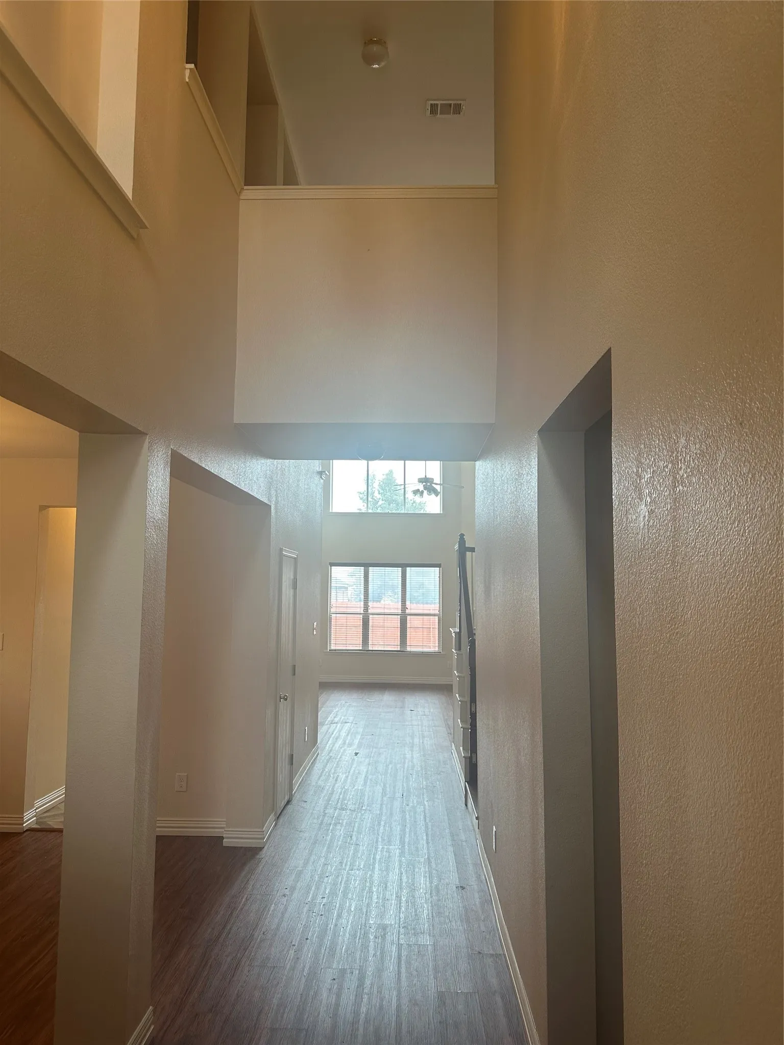 Single Family Residence For Rent in Dallas County , 2708 Cumberland Trail, Balch Springs, Texas 75181, 5 Bedroom, 4 Bathroom, 2 Garage spaces, 2,788 Sqft, built in 2005, mls#21397200, Real Estate Agent in Balch Springs, Homes For Rent in Dallas county, Homes For Rent in Balch Springs, Realtor in Balch Springs Texas, Real Estate Brokerage Independent Realty Texas, Luminita Cordes Realtor