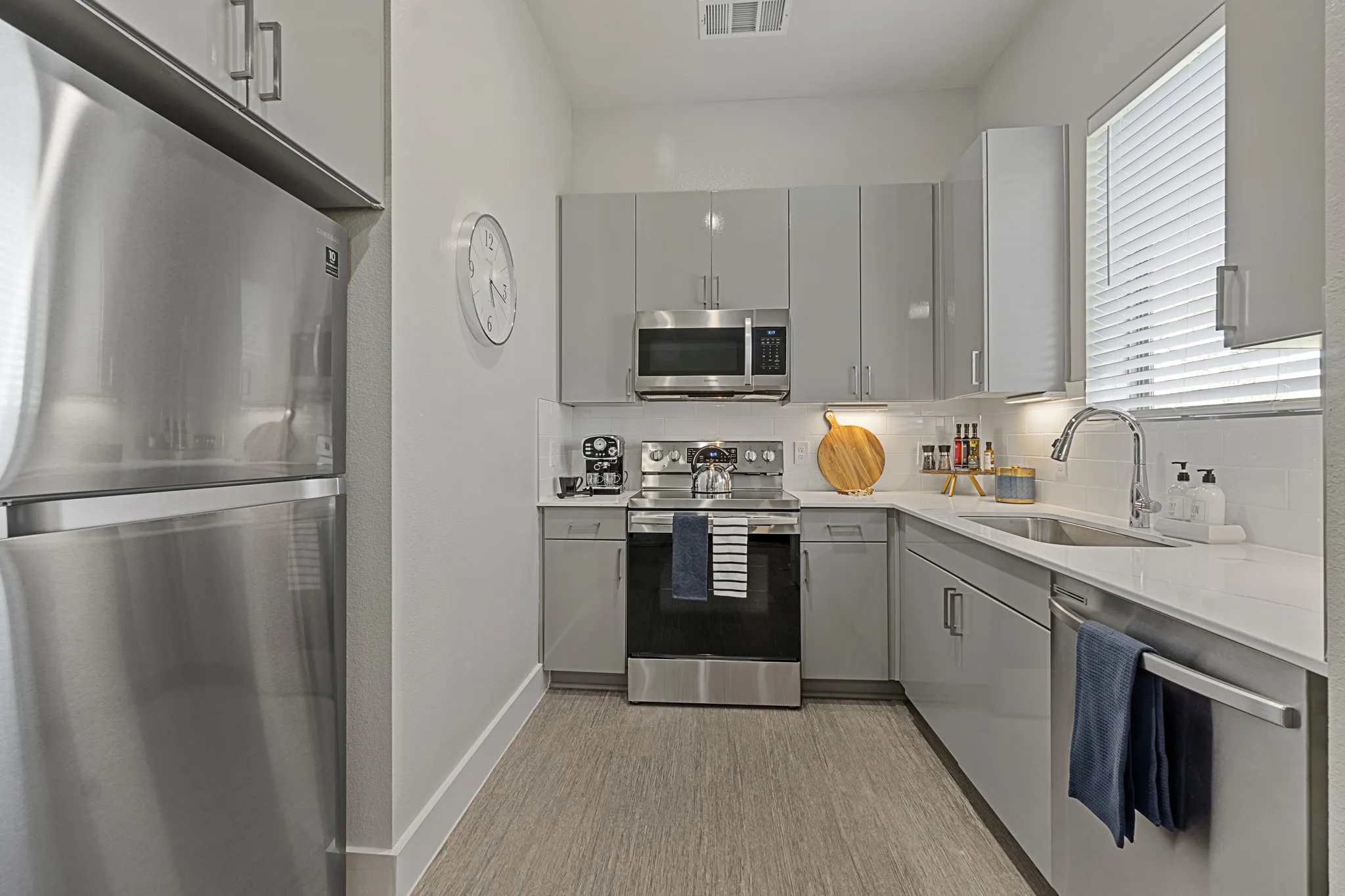 Duplex For Rent in Collin County , 3903 Banks, Mc Kinney, Texas 75071, 2 Bedroom, 2 Bathroom, 1 Garage spaces, 1,354 Sqft, built in 2022, mls#21397203, Real Estate Agent in Mc Kinney, Homes For Rent in Collin county, Homes For Rent in Mc Kinney, Realtor in Mc Kinney Texas, Real Estate Brokerage Independent Realty Texas, Luminita Cordes Realtor