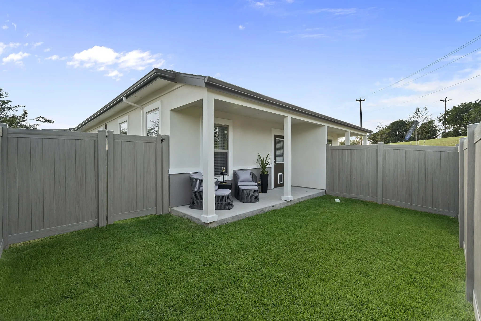 Duplex For Rent in Collin County , 3903 Banks, Mc Kinney, Texas 75071, 2 Bedroom, 2 Bathroom, 1 Garage spaces, 1,354 Sqft, built in 2022, mls#21397203, Real Estate Agent in Mc Kinney, Homes For Rent in Collin county, Homes For Rent in Mc Kinney, Realtor in Mc Kinney Texas, Real Estate Brokerage Independent Realty Texas, Luminita Cordes Realtor