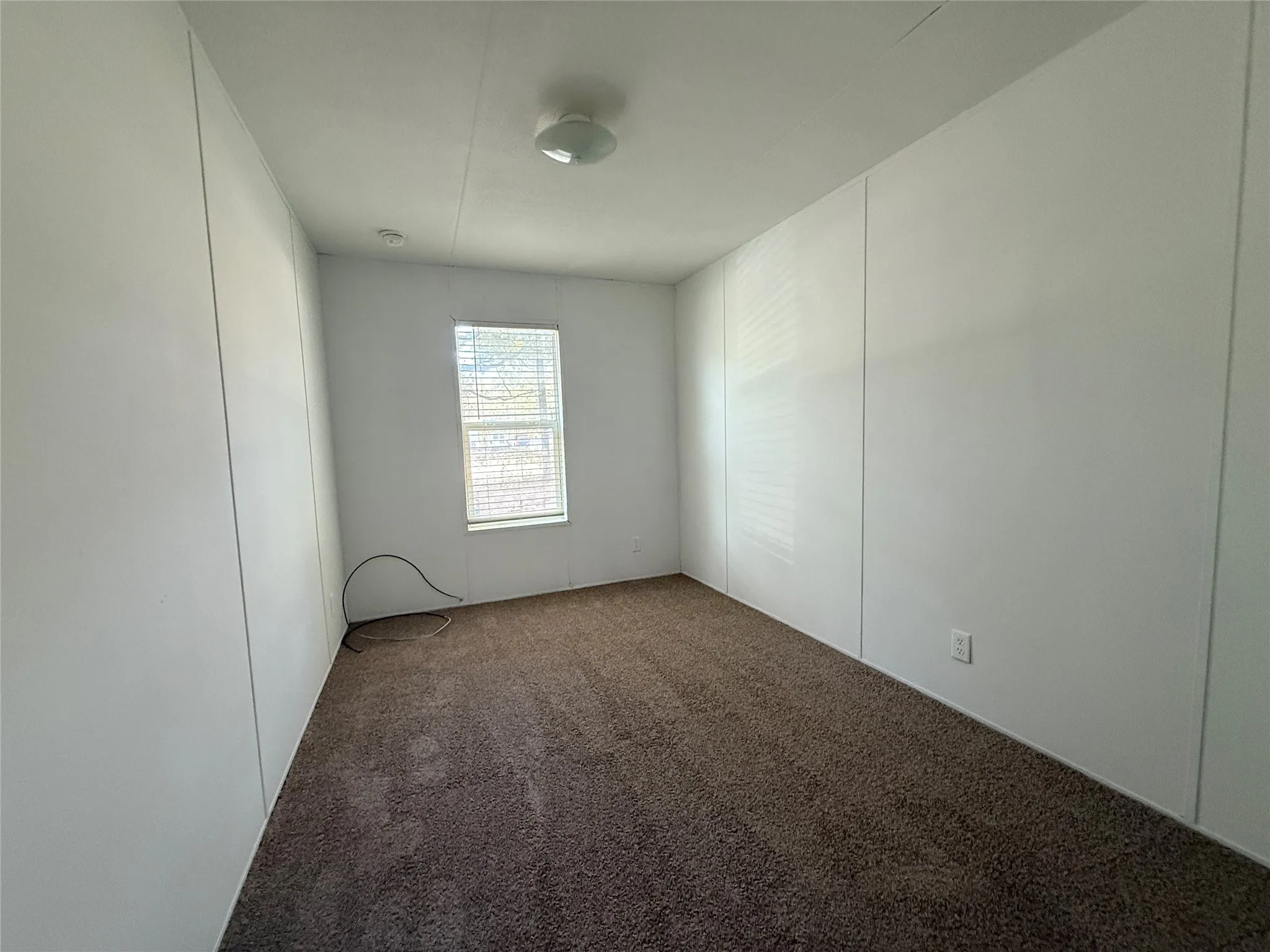 Manufactured Home For Sale in Hunt County , 9505 Janet Street, Hawk Cove, Texas 75474, 4 Bedroom, 2 Bathroom, Garage spaces, 1,440 Sqft, built in 2020, mls#21397197, Real Estate Agent in Hawk Cove, Homes For Sale in Hunt county, Homes For Sale in Hawk Cove, Realtor in Hawk Cove Texas, Real Estate Brokerage Independent Realty Texas, Luminita Cordes Realtor