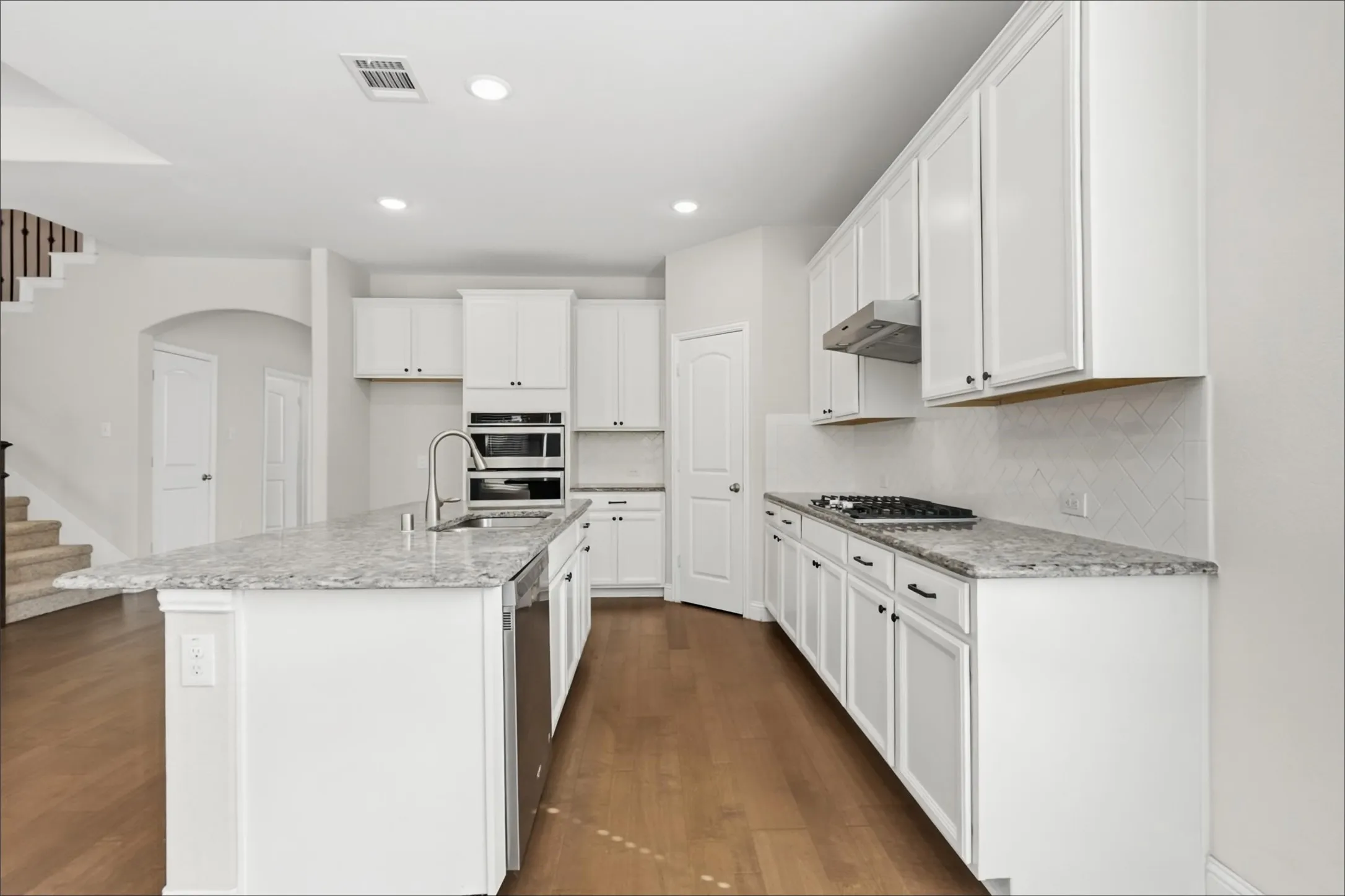 Single Family Residence For Sale in Denton County , 1513 Tumbleweed Trail, Northlake, Texas 76226, 4 Bedroom, 3 Bathroom, 2 Garage spaces, 2,397 Sqft, built in 2019, mls#21396030, Real Estate Agent in Northlake, Homes For Sale in Denton county, Homes For Sale in Northlake, Realtor in Northlake Texas, Real Estate Brokerage Independent Realty Texas, Luminita Cordes Realtor