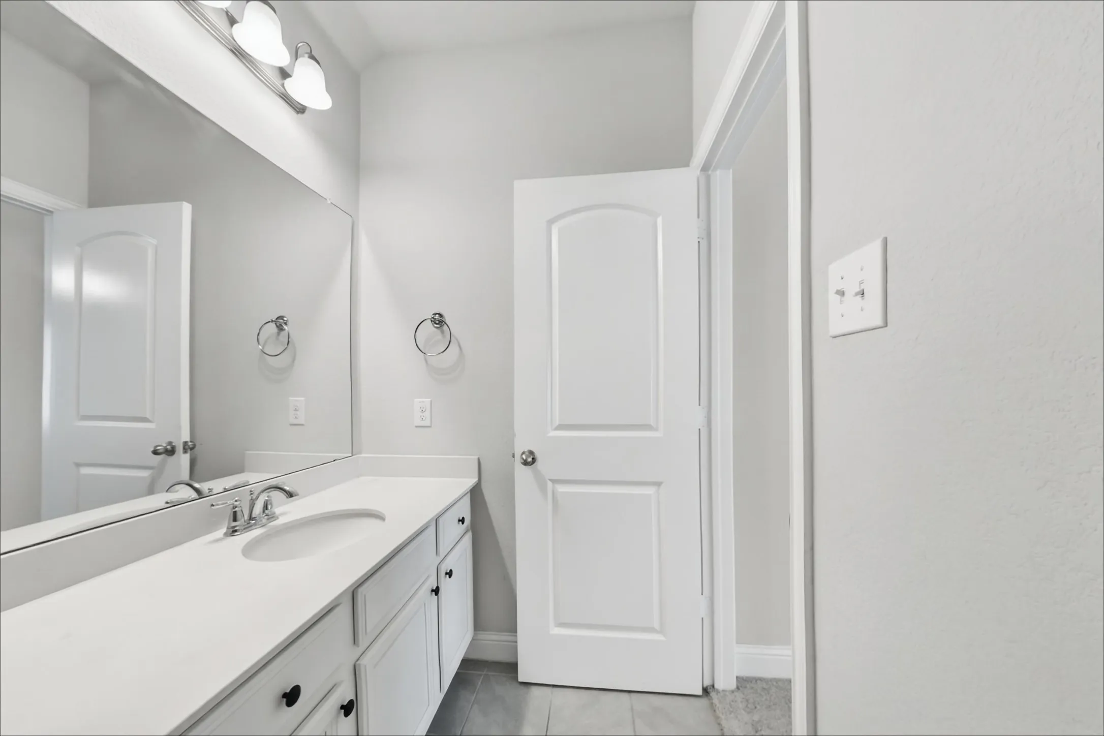 Single Family Residence For Sale in Denton County , 1513 Tumbleweed Trail, Northlake, Texas 76226, 4 Bedroom, 3 Bathroom, 2 Garage spaces, 2,397 Sqft, built in 2019, mls#21396030, Real Estate Agent in Northlake, Homes For Sale in Denton county, Homes For Sale in Northlake, Realtor in Northlake Texas, Real Estate Brokerage Independent Realty Texas, Luminita Cordes Realtor