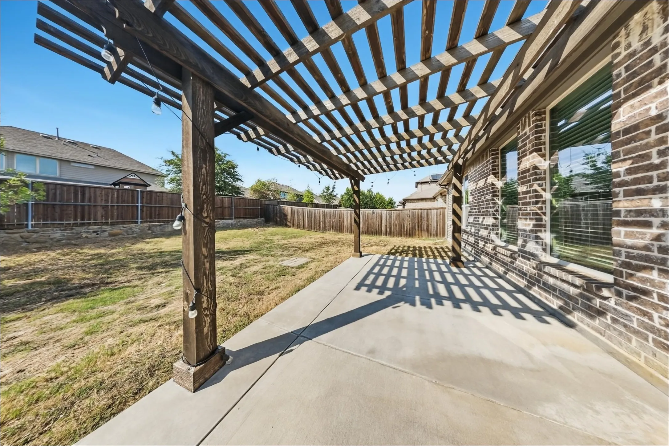 Single Family Residence For Sale in Denton County , 1513 Tumbleweed Trail, Northlake, Texas 76226, 4 Bedroom, 3 Bathroom, 2 Garage spaces, 2,397 Sqft, built in 2019, mls#21396030, Real Estate Agent in Northlake, Homes For Sale in Denton county, Homes For Sale in Northlake, Realtor in Northlake Texas, Real Estate Brokerage Independent Realty Texas, Luminita Cordes Realtor