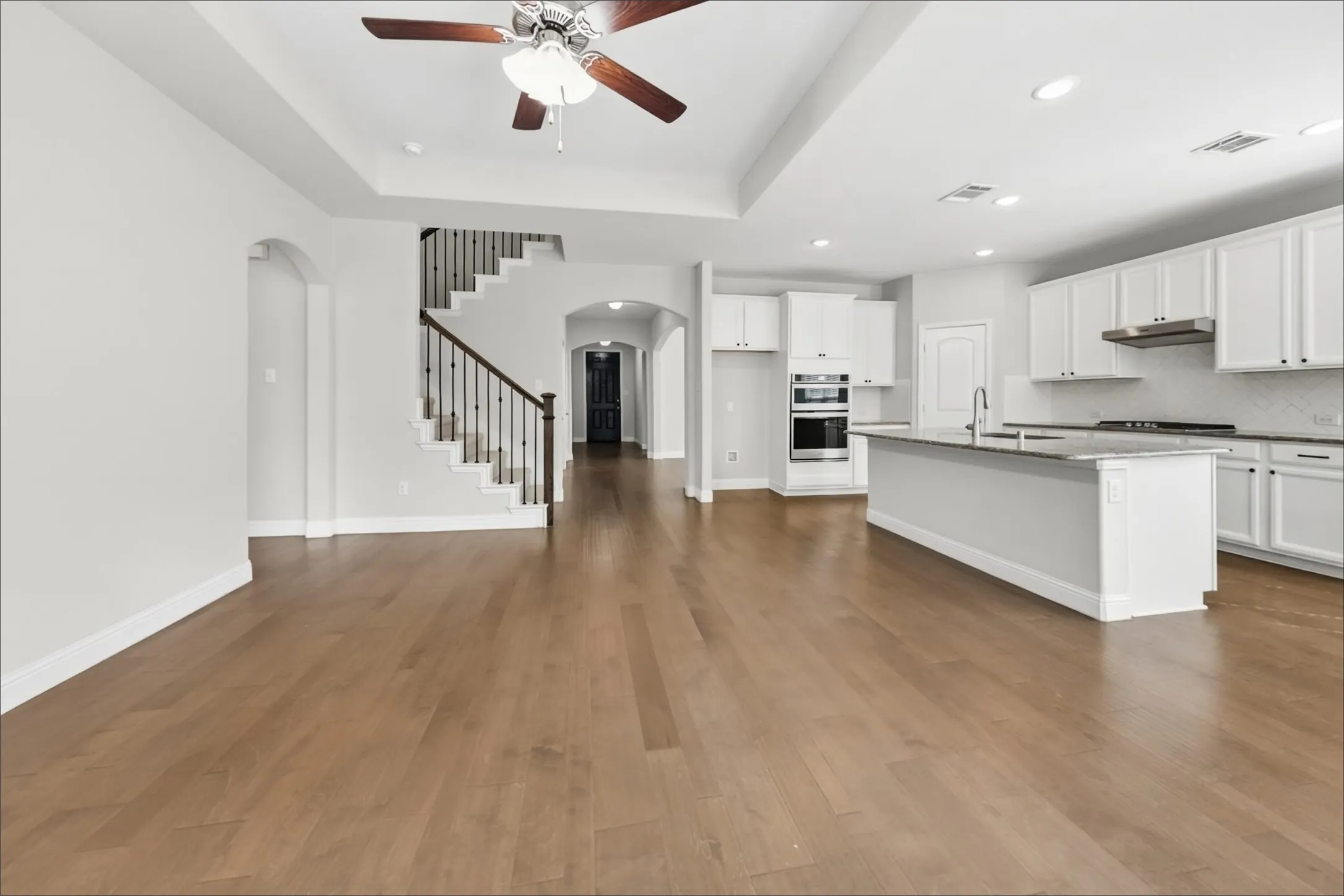 Single Family Residence For Sale in Denton County , 1513 Tumbleweed Trail, Northlake, Texas 76226, 4 Bedroom, 3 Bathroom, 2 Garage spaces, 2,397 Sqft, built in 2019, mls#21396030, Real Estate Agent in Northlake, Homes For Sale in Denton county, Homes For Sale in Northlake, Realtor in Northlake Texas, Real Estate Brokerage Independent Realty Texas, Luminita Cordes Realtor