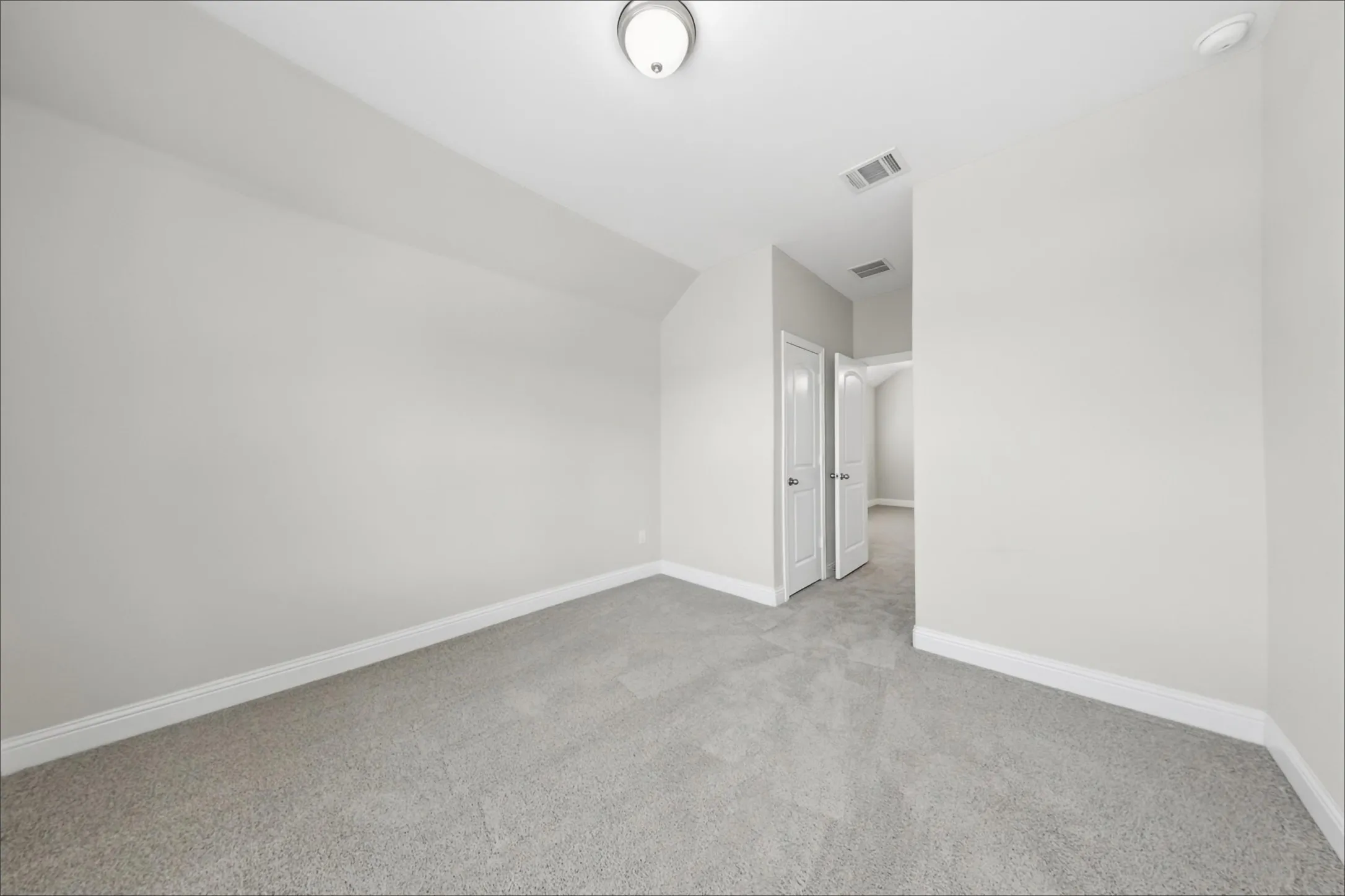 Single Family Residence For Sale in Denton County , 1513 Tumbleweed Trail, Northlake, Texas 76226, 4 Bedroom, 3 Bathroom, 2 Garage spaces, 2,397 Sqft, built in 2019, mls#21396030, Real Estate Agent in Northlake, Homes For Sale in Denton county, Homes For Sale in Northlake, Realtor in Northlake Texas, Real Estate Brokerage Independent Realty Texas, Luminita Cordes Realtor