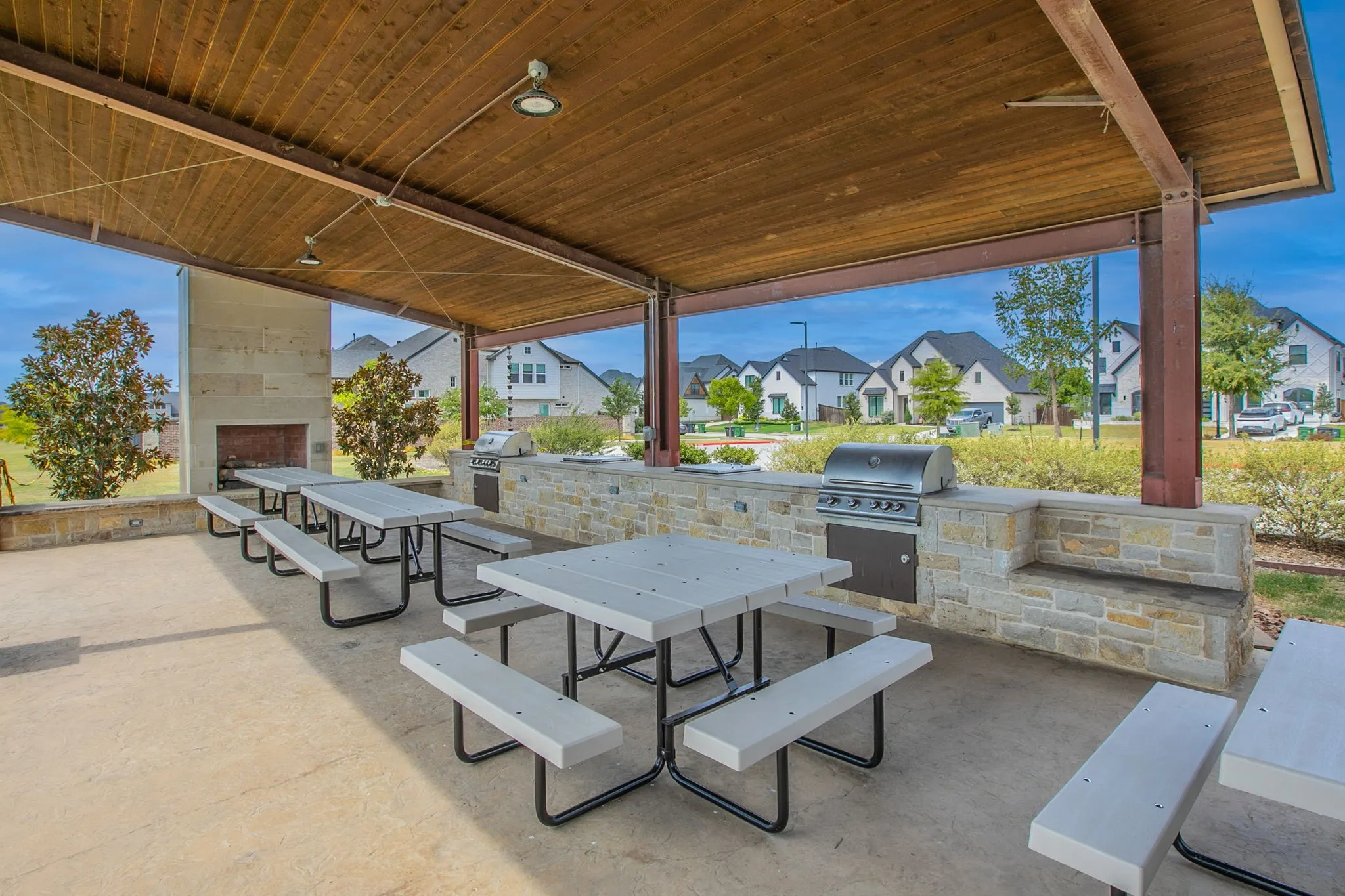 Single Family Residence For Sale in Denton County , 2890 Bluegill Lane, Prosper, Texas 75078, 4 Bedroom, 4 Bathroom, 2 Garage spaces, 3,448 Sqft, built in 2020, mls#21397190, Real Estate Agent in Prosper, Homes For Sale in Denton county, Homes For Sale in Prosper, Realtor in Prosper Texas, Real Estate Brokerage Independent Realty Texas, Luminita Cordes Realtor