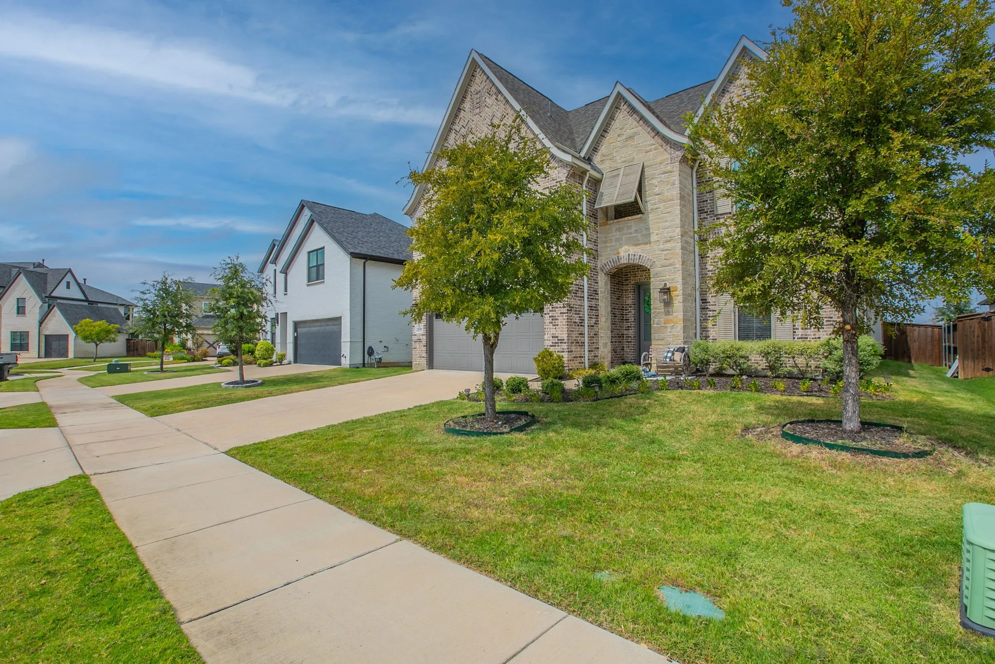 Single Family Residence For Sale in Denton County , 2890 Bluegill Lane, Prosper, Texas 75078, 4 Bedroom, 4 Bathroom, 2 Garage spaces, 3,448 Sqft, built in 2020, mls#21397190, Real Estate Agent in Prosper, Homes For Sale in Denton county, Homes For Sale in Prosper, Realtor in Prosper Texas, Real Estate Brokerage Independent Realty Texas, Luminita Cordes Realtor
