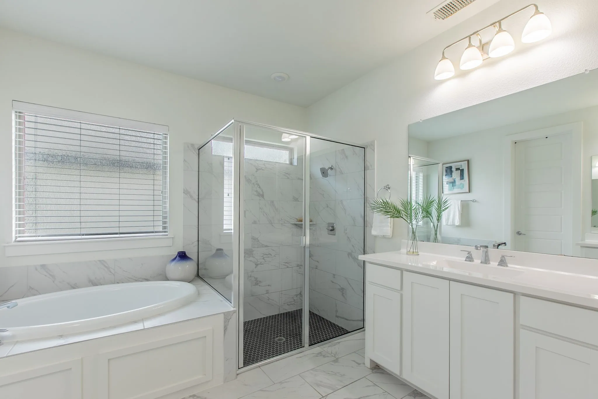 Single Family Residence For Sale in Denton County , 2890 Bluegill Lane, Prosper, Texas 75078, 4 Bedroom, 4 Bathroom, 2 Garage spaces, 3,448 Sqft, built in 2020, mls#21397190, Real Estate Agent in Prosper, Homes For Sale in Denton county, Homes For Sale in Prosper, Realtor in Prosper Texas, Real Estate Brokerage Independent Realty Texas, Luminita Cordes Realtor