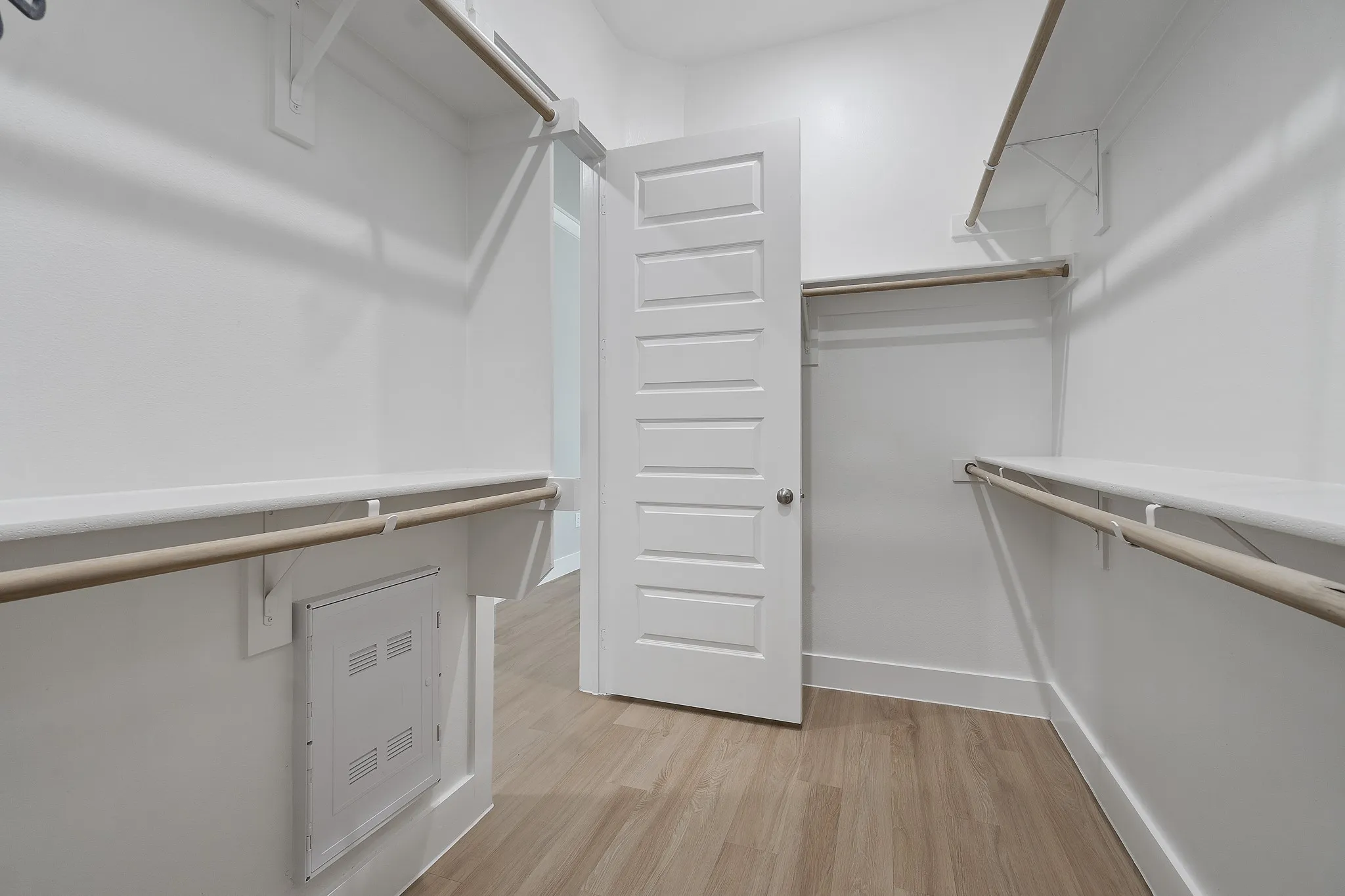Duplex For Rent in Collin County , 8224 Idyllic, Mc Kinney, Texas 75071, 3 Bedroom, 3 Bathroom, 2 Garage spaces, 1,968 Sqft, built in 2022, mls#21397212, Real Estate Agent in Mc Kinney, Homes For Rent in Collin county, Homes For Rent in Mc Kinney, Realtor in Mc Kinney Texas, Real Estate Brokerage Independent Realty Texas, Luminita Cordes Realtor