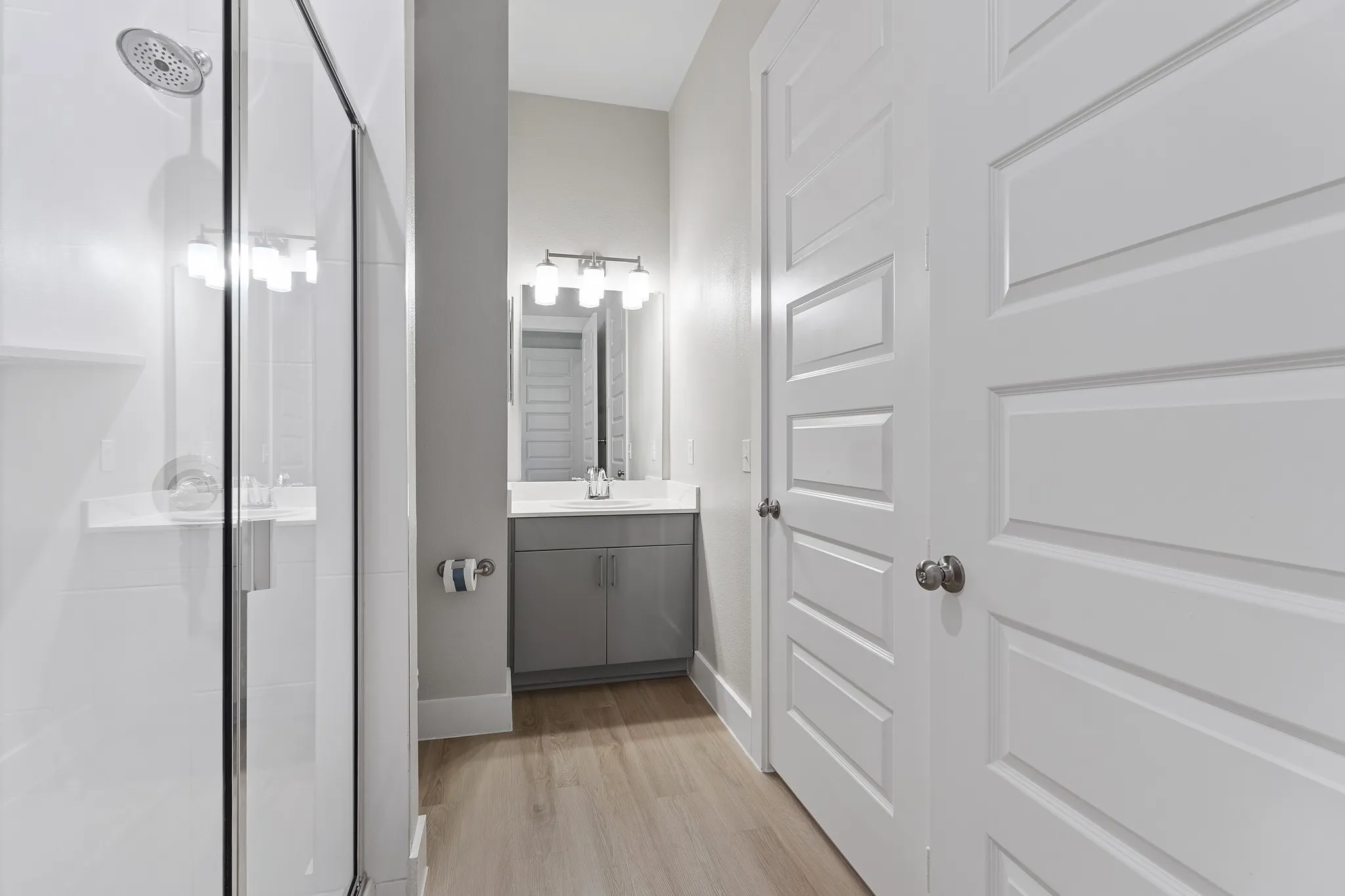 Duplex For Rent in Collin County , 8224 Idyllic, Mc Kinney, Texas 75071, 3 Bedroom, 3 Bathroom, 2 Garage spaces, 1,968 Sqft, built in 2022, mls#21397212, Real Estate Agent in Mc Kinney, Homes For Rent in Collin county, Homes For Rent in Mc Kinney, Realtor in Mc Kinney Texas, Real Estate Brokerage Independent Realty Texas, Luminita Cordes Realtor