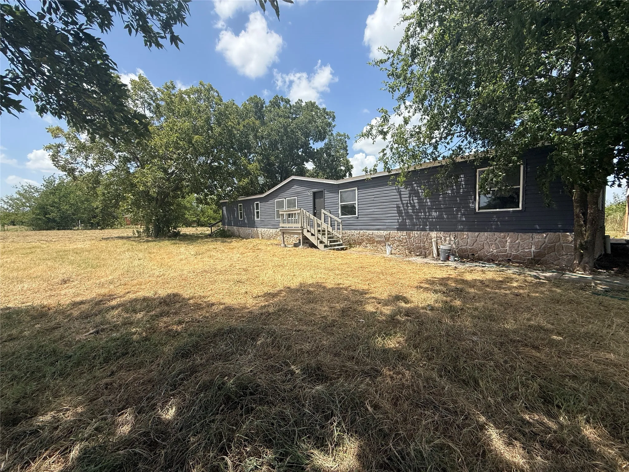 Manufactured Home For Rent in Hunt County , 3575 Fm 2101, Greenville, Texas 75402, 4 Bedroom, 2 Bathroom, 2 Garage spaces, 2,128 Sqft, built in 1999, mls#21397206, Real Estate Agent in Greenville, Homes For Rent in Hunt county, Homes For Rent in Greenville, Realtor in Greenville Texas, Real Estate Brokerage Independent Realty Texas, Luminita Cordes Realtor