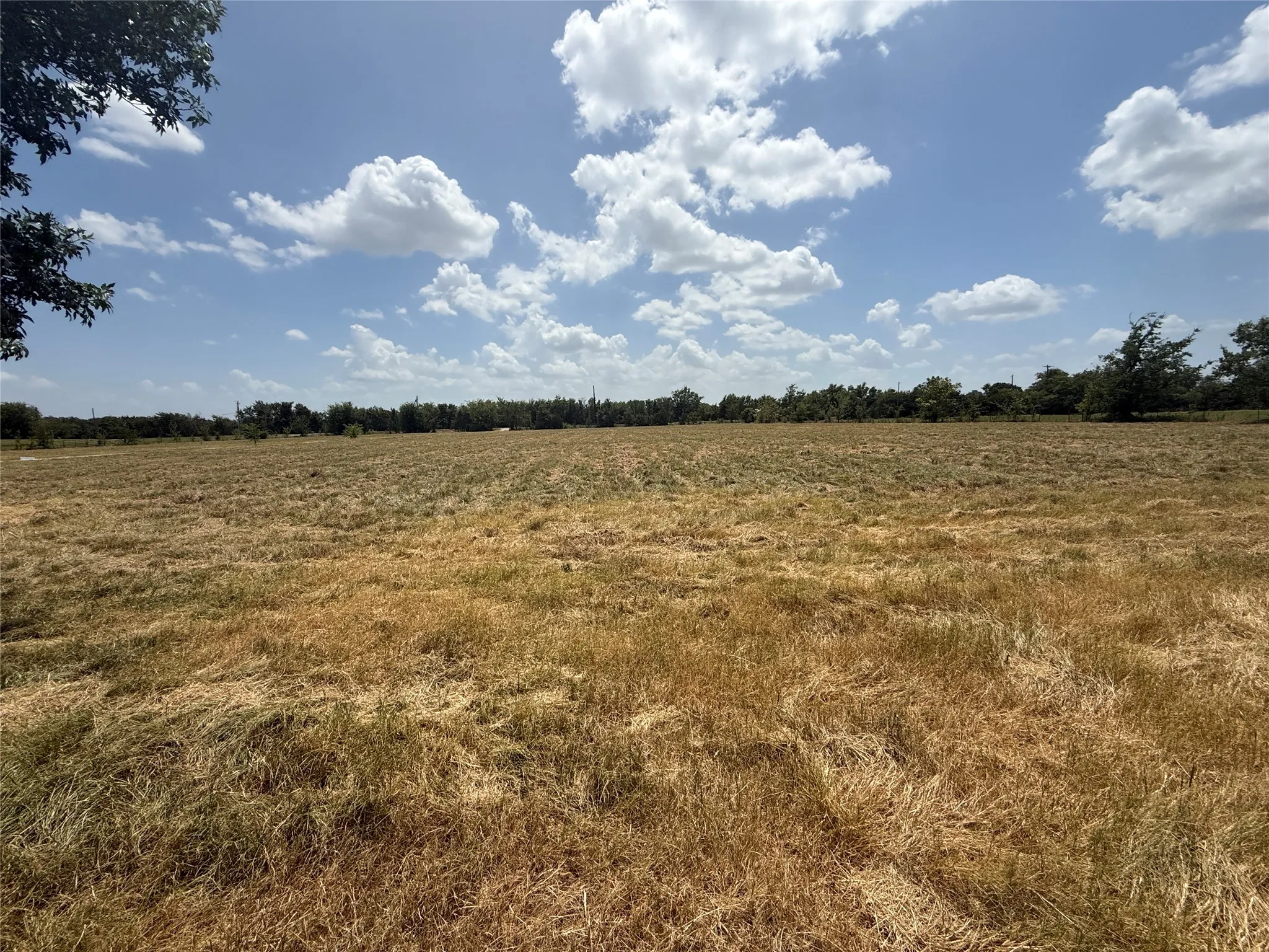 Manufactured Home For Rent in Hunt County , 3575 Fm 2101, Greenville, Texas 75402, 4 Bedroom, 2 Bathroom, 2 Garage spaces, 2,128 Sqft, built in 1999, mls#21397206, Real Estate Agent in Greenville, Homes For Rent in Hunt county, Homes For Rent in Greenville, Realtor in Greenville Texas, Real Estate Brokerage Independent Realty Texas, Luminita Cordes Realtor