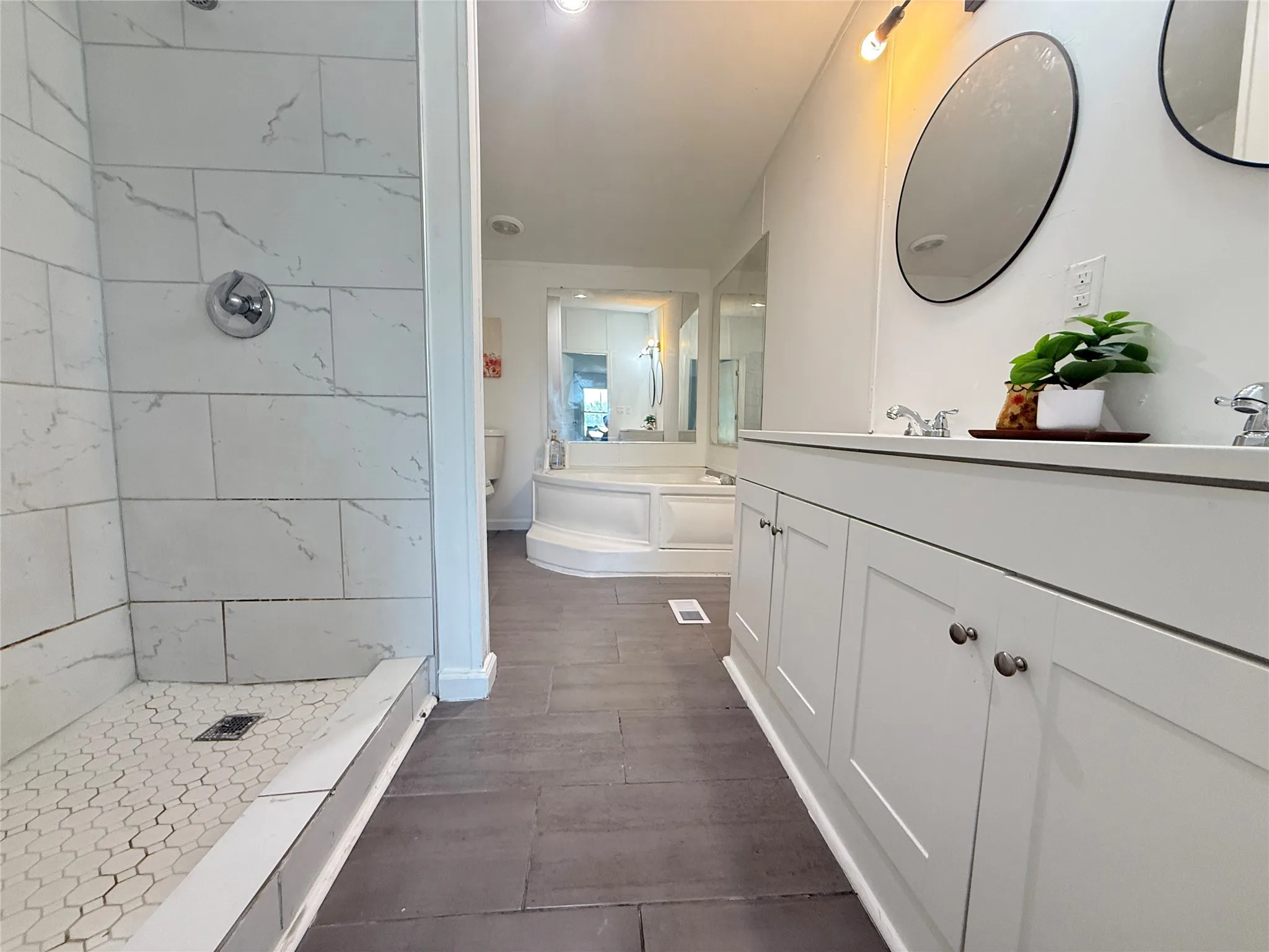 Manufactured Home For Rent in Hunt County , 3575 Fm 2101, Greenville, Texas 75402, 4 Bedroom, 2 Bathroom, 2 Garage spaces, 2,128 Sqft, built in 1999, mls#21397206, Real Estate Agent in Greenville, Homes For Rent in Hunt county, Homes For Rent in Greenville, Realtor in Greenville Texas, Real Estate Brokerage Independent Realty Texas, Luminita Cordes Realtor