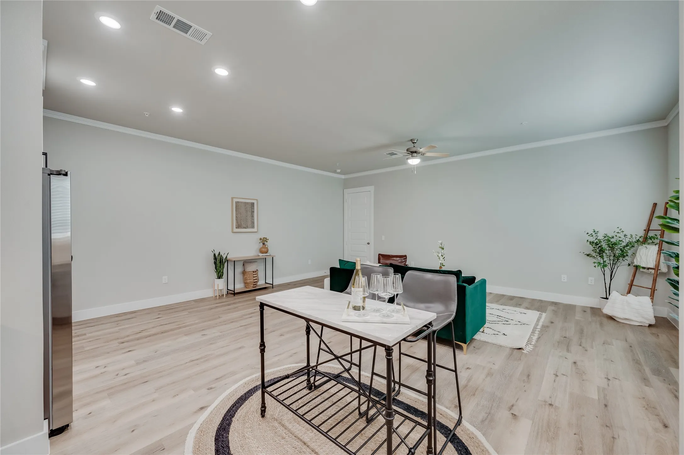 Duplex For Rent in Collin County , 8612 Chateau Avenue, Mc Kinney, Texas 75071, 4 Bedroom, 5 Bathroom, 1 Garage spaces, 2,726 Sqft, built in 2021, mls#21397213, Real Estate Agent in Mc Kinney, Homes For Rent in Collin county, Homes For Rent in Mc Kinney, Realtor in Mc Kinney Texas, Real Estate Brokerage Independent Realty Texas, Luminita Cordes Realtor