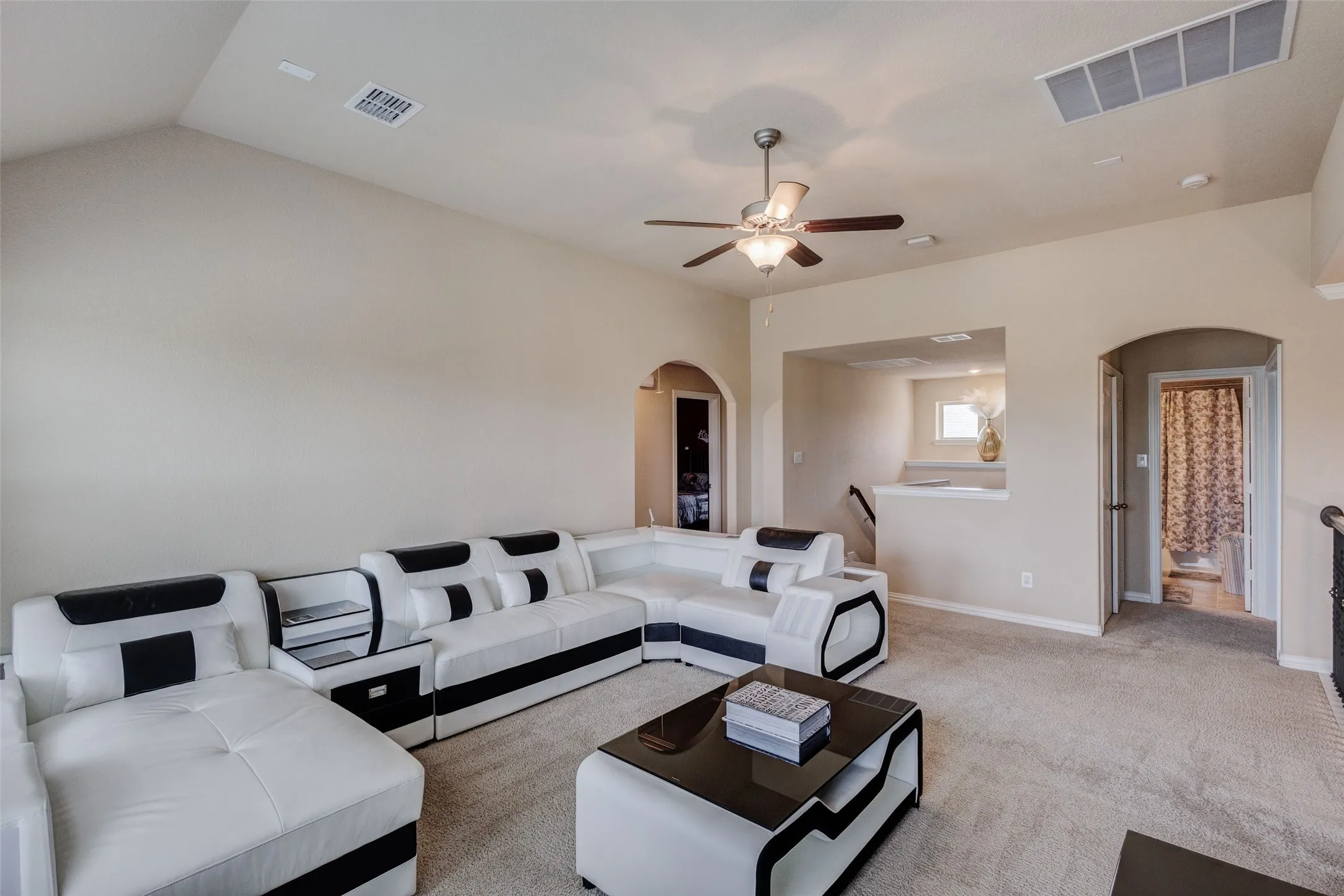 Single Family Residence For Sale in Rockwall County , 442 George Drive, Fate, Texas 75189, 5 Bedroom, 4 Bathroom, 2 Garage spaces, 3,463 Sqft, built in 2018, mls#21397154, Real Estate Agent in Fate, Homes For Sale in Rockwall county, Homes For Sale in Fate, Realtor in Fate Texas, Real Estate Brokerage Independent Realty Texas, Luminita Cordes Realtor