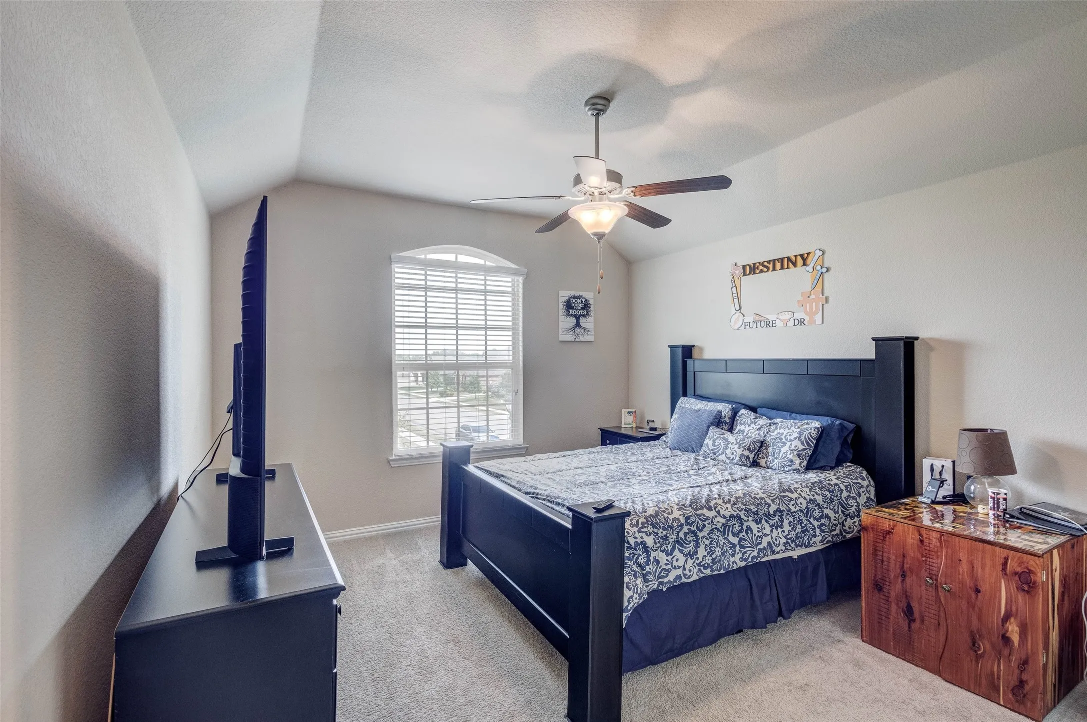 Single Family Residence For Sale in Rockwall County , 442 George Drive, Fate, Texas 75189, 5 Bedroom, 4 Bathroom, 2 Garage spaces, 3,463 Sqft, built in 2018, mls#21397154, Real Estate Agent in Fate, Homes For Sale in Rockwall county, Homes For Sale in Fate, Realtor in Fate Texas, Real Estate Brokerage Independent Realty Texas, Luminita Cordes Realtor