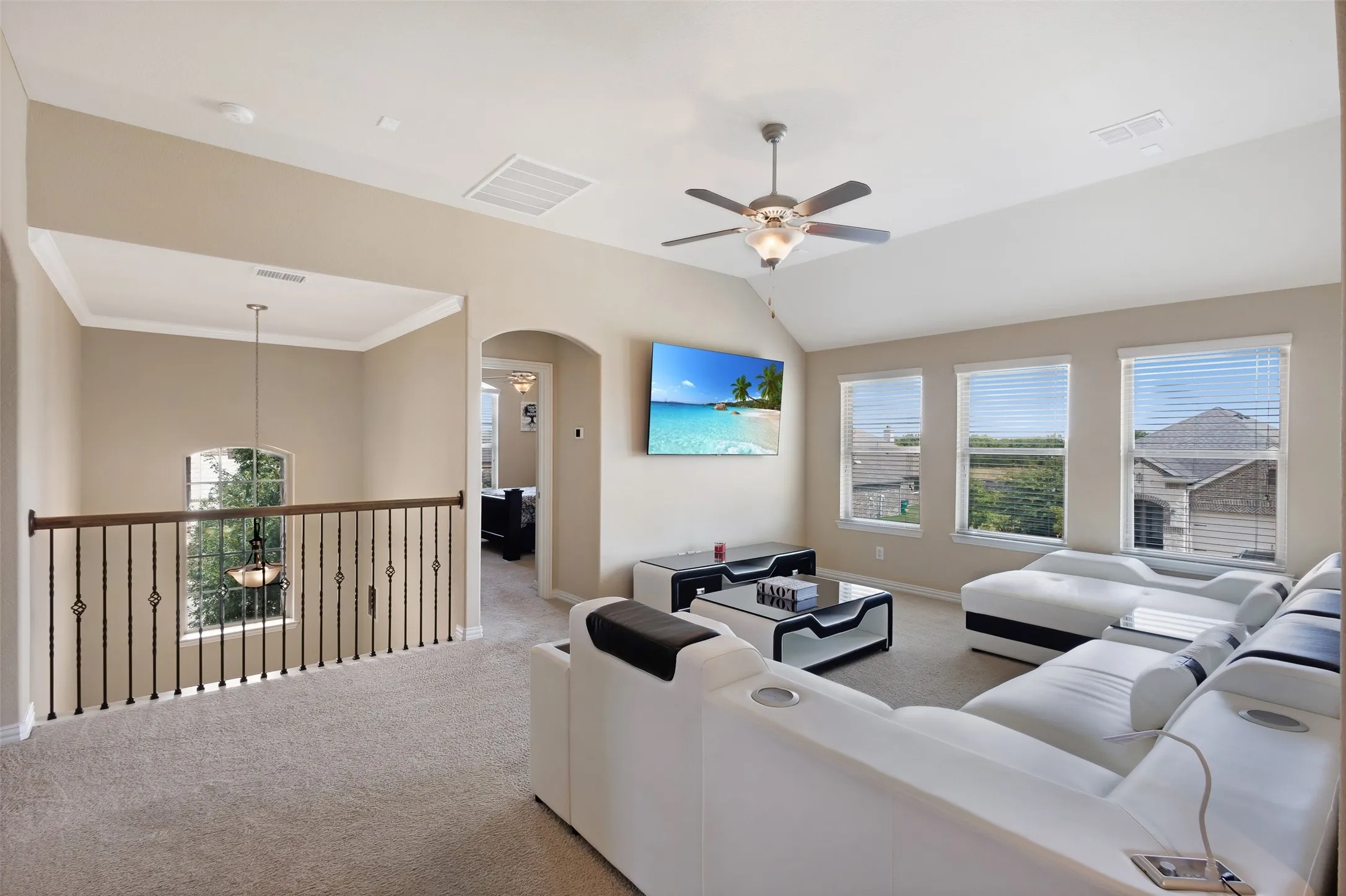 Single Family Residence For Sale in Rockwall County , 442 George Drive, Fate, Texas 75189, 5 Bedroom, 4 Bathroom, 2 Garage spaces, 3,463 Sqft, built in 2018, mls#21397154, Real Estate Agent in Fate, Homes For Sale in Rockwall county, Homes For Sale in Fate, Realtor in Fate Texas, Real Estate Brokerage Independent Realty Texas, Luminita Cordes Realtor