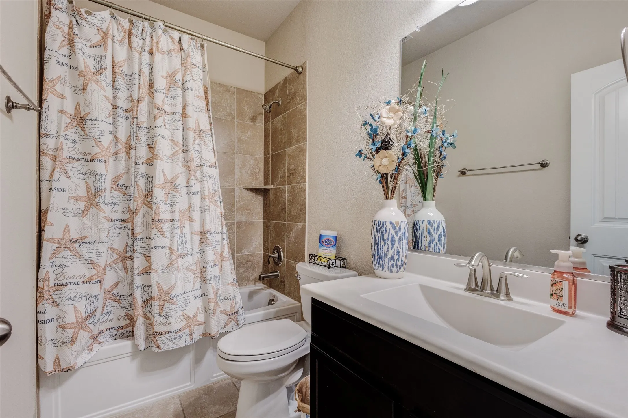 Single Family Residence For Sale in Rockwall County , 442 George Drive, Fate, Texas 75189, 5 Bedroom, 4 Bathroom, 2 Garage spaces, 3,463 Sqft, built in 2018, mls#21397154, Real Estate Agent in Fate, Homes For Sale in Rockwall county, Homes For Sale in Fate, Realtor in Fate Texas, Real Estate Brokerage Independent Realty Texas, Luminita Cordes Realtor