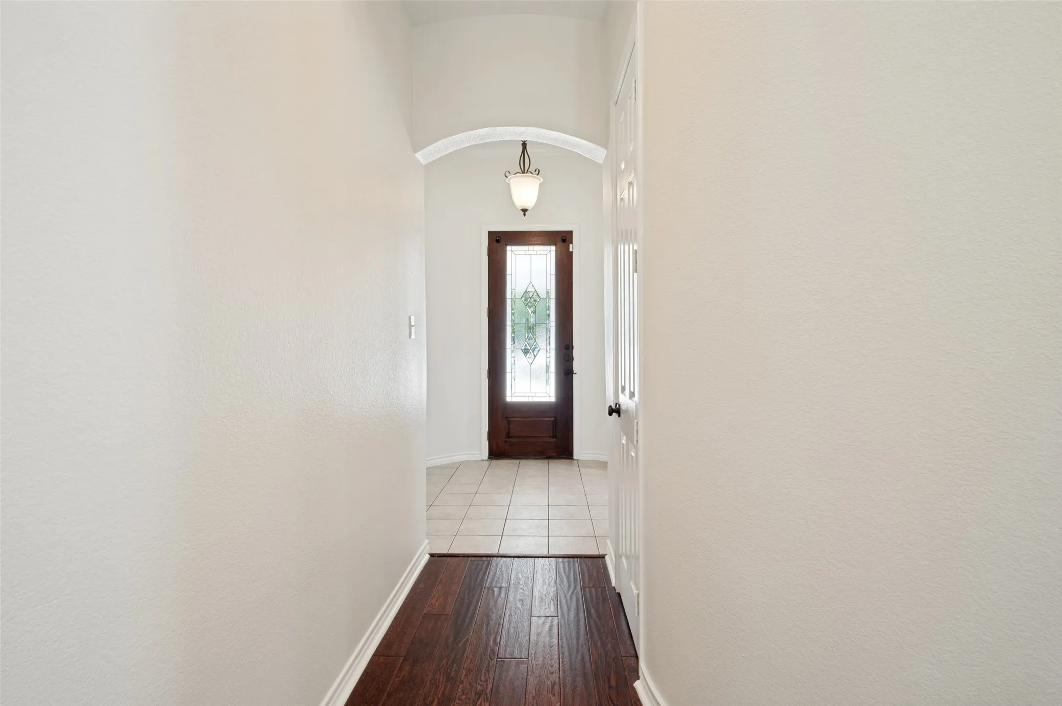 Single Family Residence For Rent in Denton County , 3132 Somerset Lane, Frisco, Texas 75033, 3 Bedroom, 2 Bathroom, 2 Garage spaces, 1,873 Sqft, built in 2004, mls#21397216, Real Estate Agent in Frisco, Homes For Rent in Denton county, Homes For Rent in Frisco, Realtor in Frisco Texas, Real Estate Brokerage Independent Realty Texas, Luminita Cordes Realtor