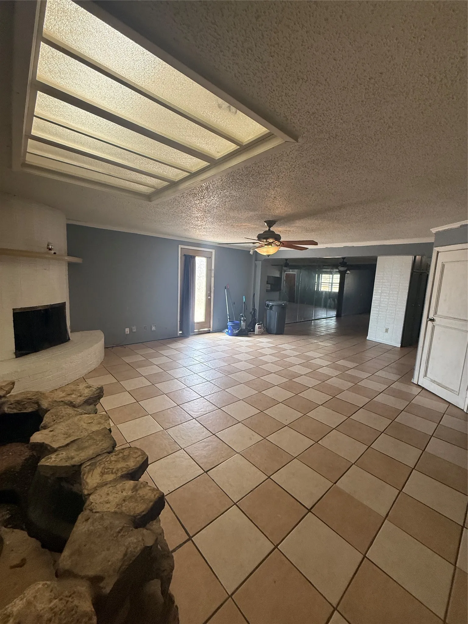 Condominium For Sale in Taylor County , 4511 N 2nd Street, Abilene, Texas 79603, 2 Bedroom, 2 Bathroom, 1 Garage spaces, 1,760 Sqft, built in 1964, mls#21396991, Real Estate Agent in Abilene, Homes For Sale in Taylor county, Homes For Sale in Abilene, Realtor in Abilene Texas, Real Estate Brokerage Independent Realty Texas, Luminita Cordes Realtor