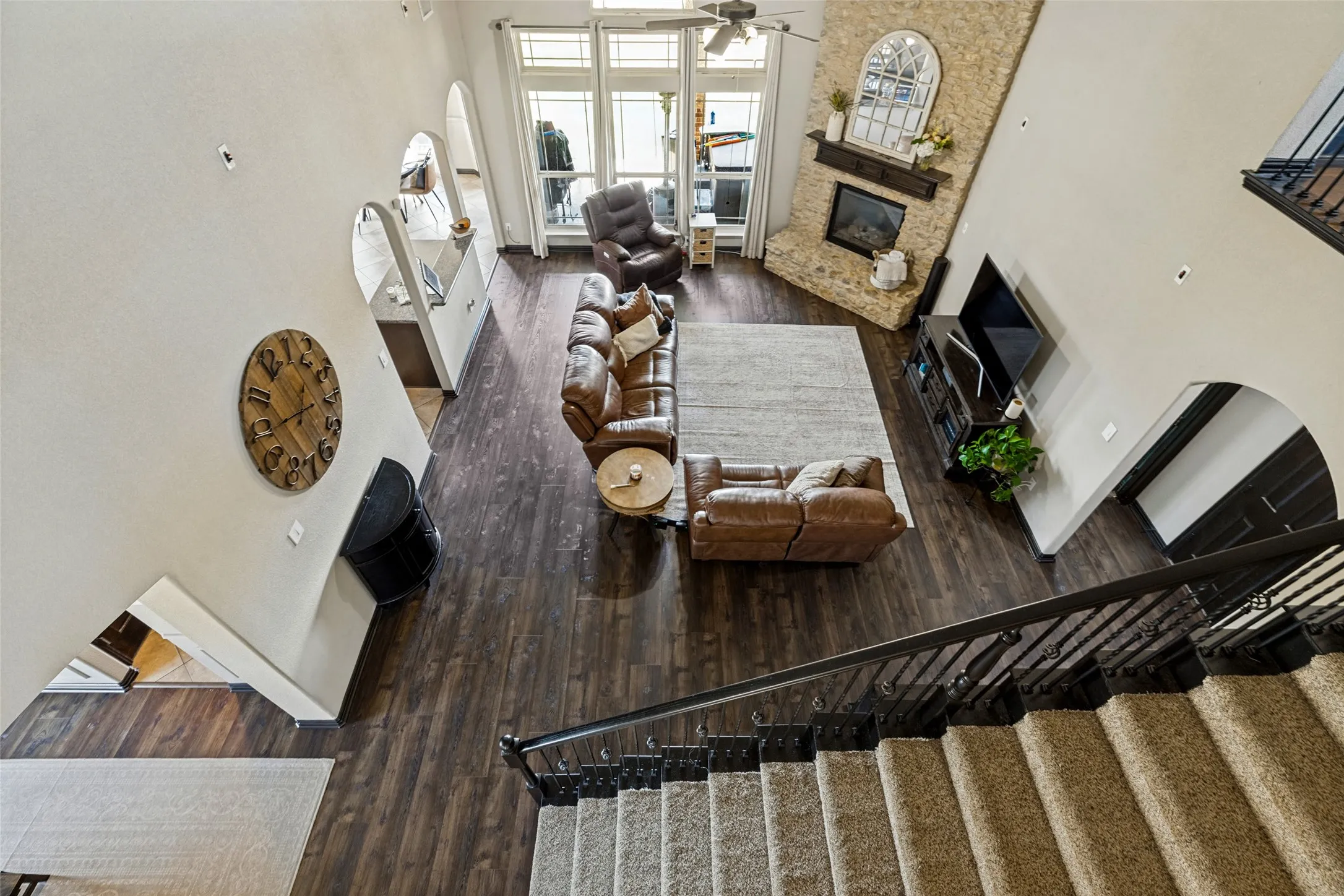 Single Family Residence For Sale in Denton County , 195 Las Colinas Trail, Cross Roads, Texas 76227, 5 Bedroom, 4 Bathroom, 3 Garage spaces, 4,237 Sqft, built in 2014, mls#21397157, Real Estate Agent in Cross Roads, Homes For Sale in Denton county, Homes For Sale in Cross Roads, Realtor in Cross Roads Texas, Real Estate Brokerage Independent Realty Texas, Luminita Cordes Realtor