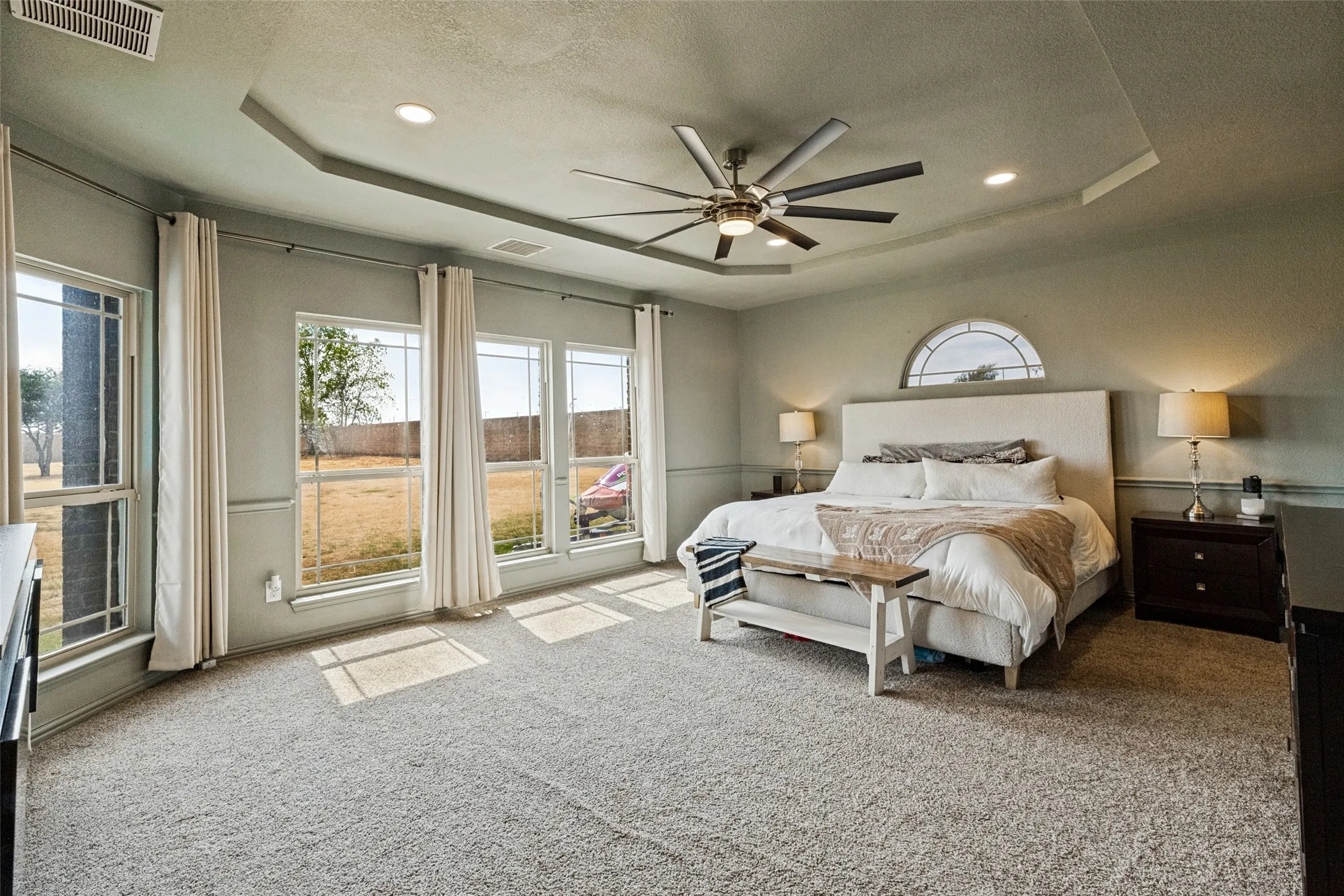 Single Family Residence For Sale in Denton County , 195 Las Colinas Trail, Cross Roads, Texas 76227, 5 Bedroom, 4 Bathroom, 3 Garage spaces, 4,237 Sqft, built in 2014, mls#21397157, Real Estate Agent in Cross Roads, Homes For Sale in Denton county, Homes For Sale in Cross Roads, Realtor in Cross Roads Texas, Real Estate Brokerage Independent Realty Texas, Luminita Cordes Realtor